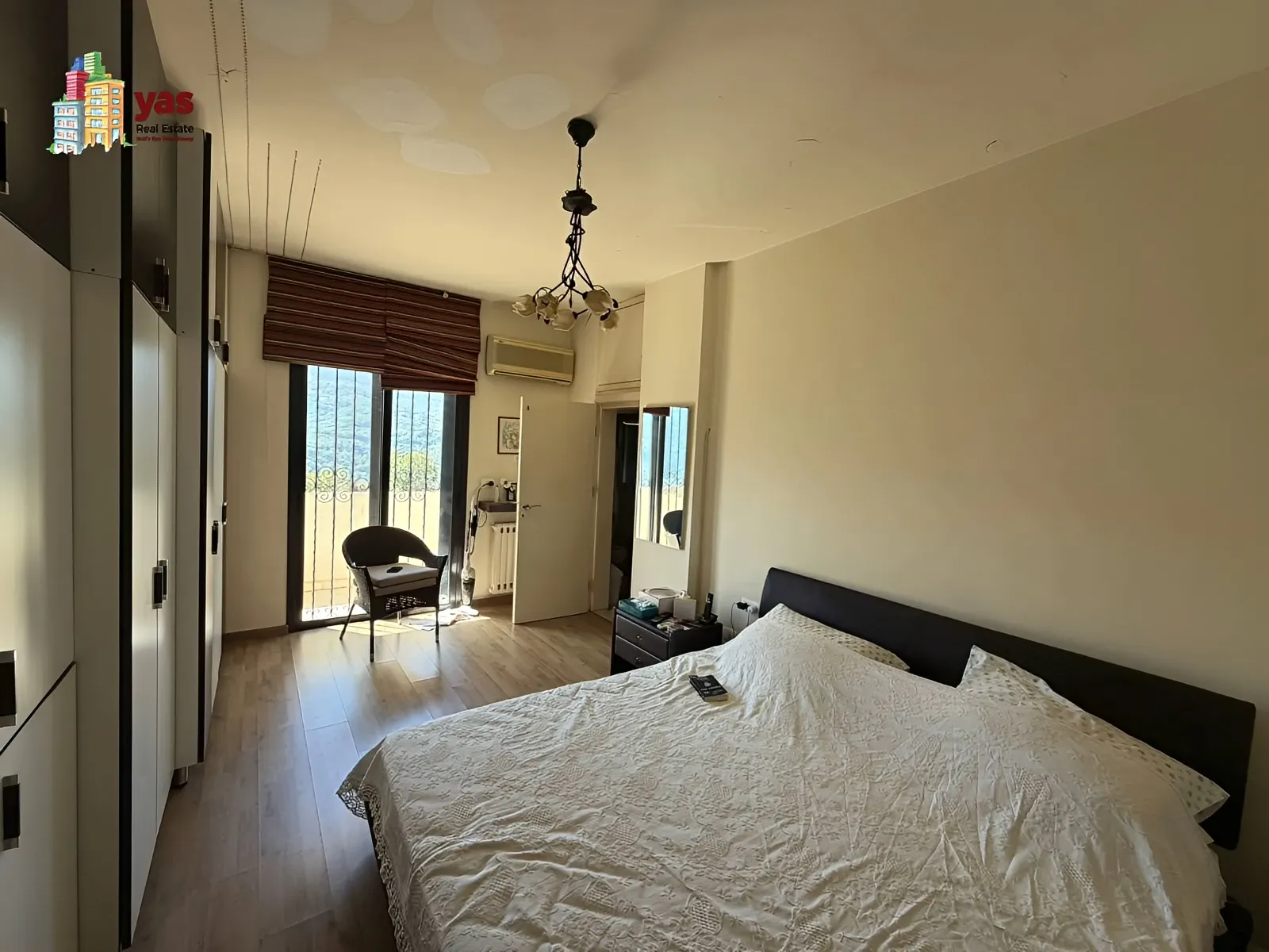 Apartment for Sale in Ballouneh