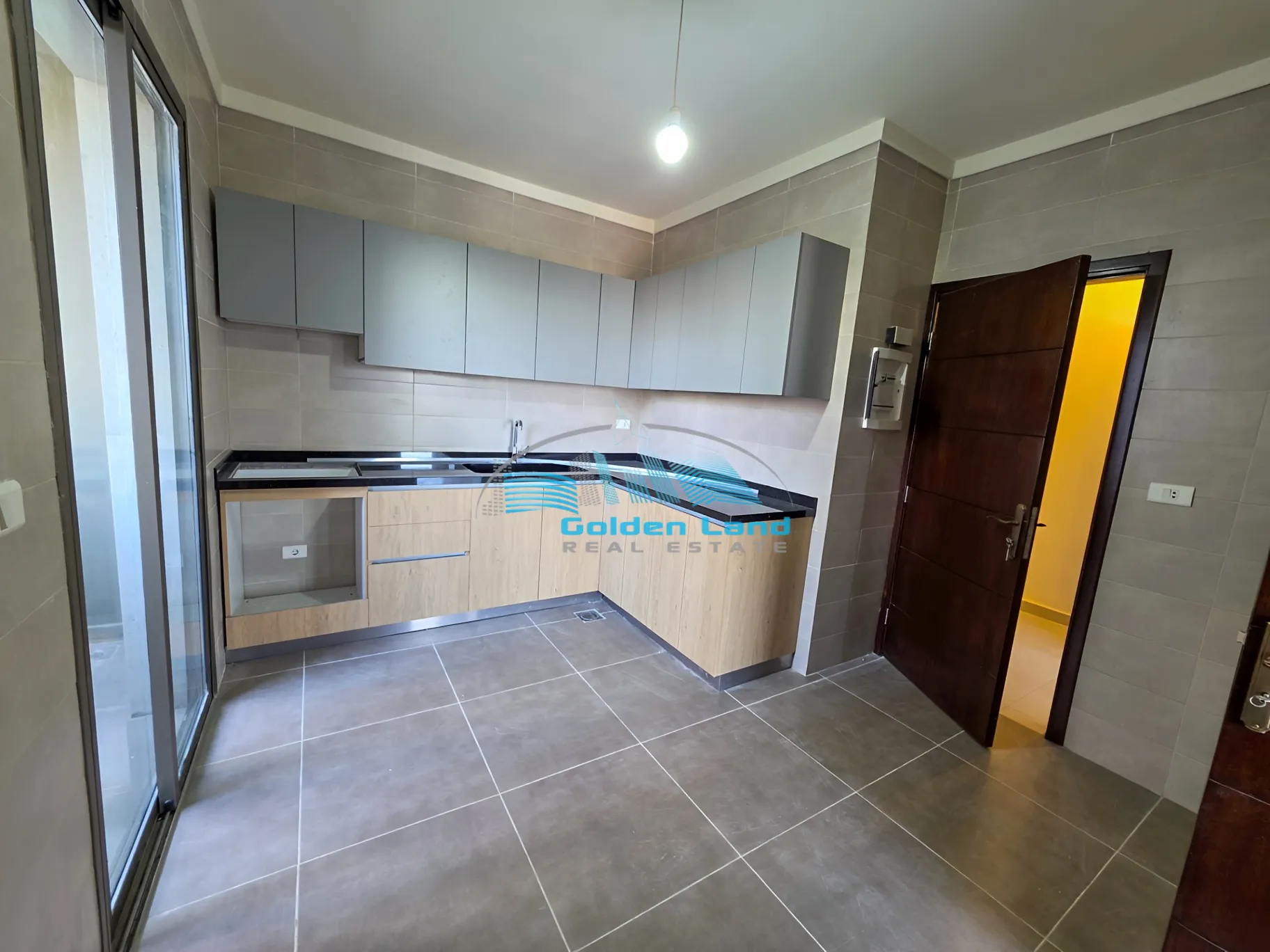 Apartment for sale in Zikrit, Lebanon - 3 bed, 2 bath