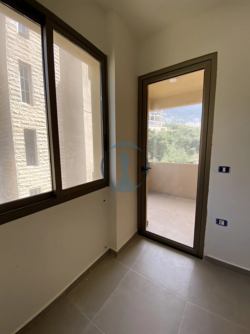 Apartment for sale in Haret Sakher
