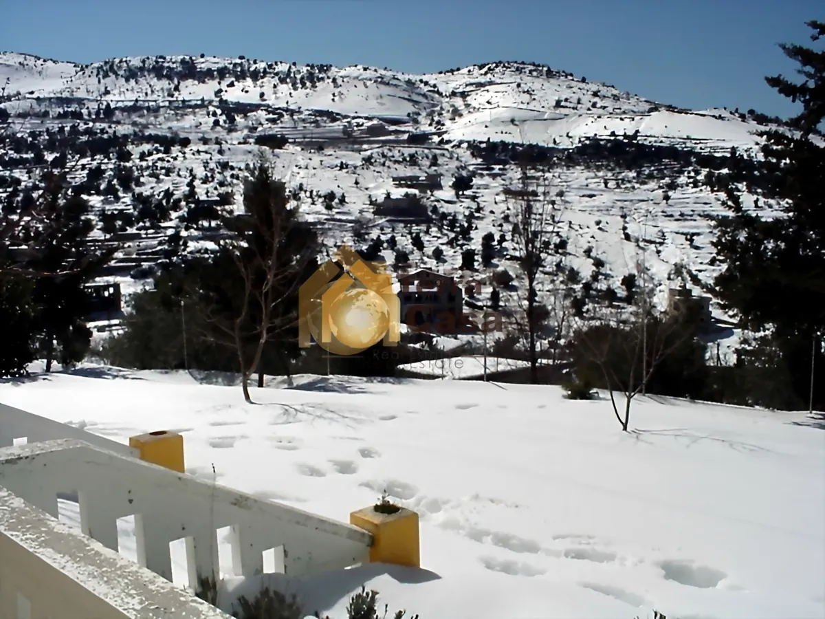 Villa for Sale in Lehfed Batroun North - 10 bed, 6 bath
