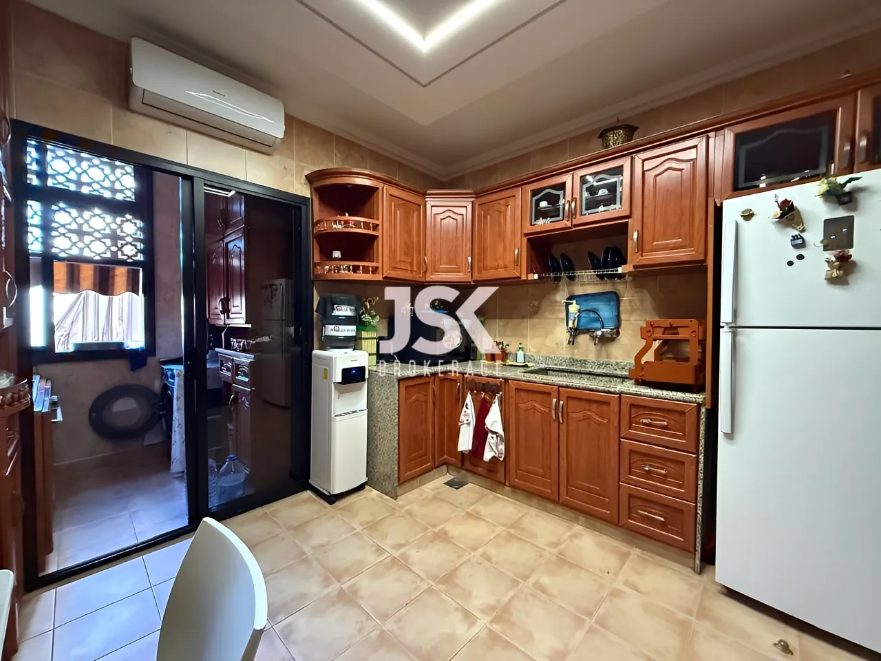 Apartment for Sale in Mazraa