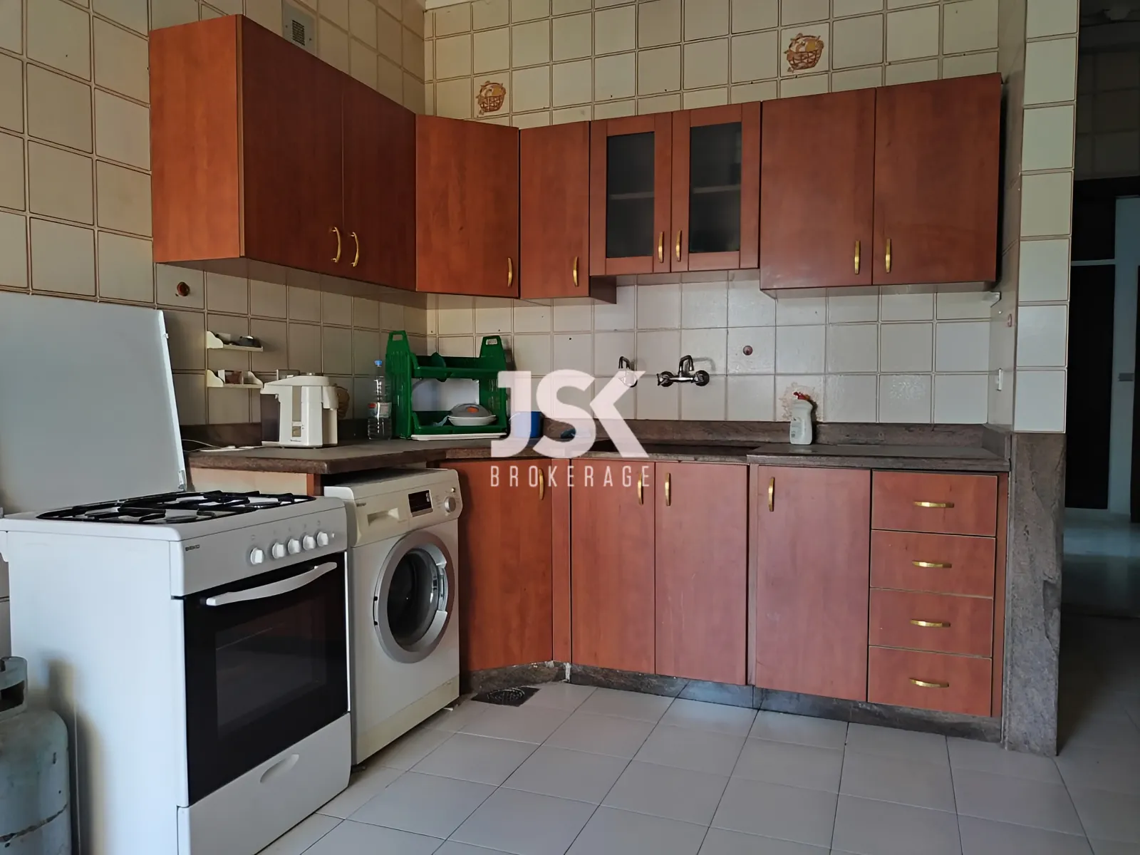 Apartment for Rent in Ajaltoun