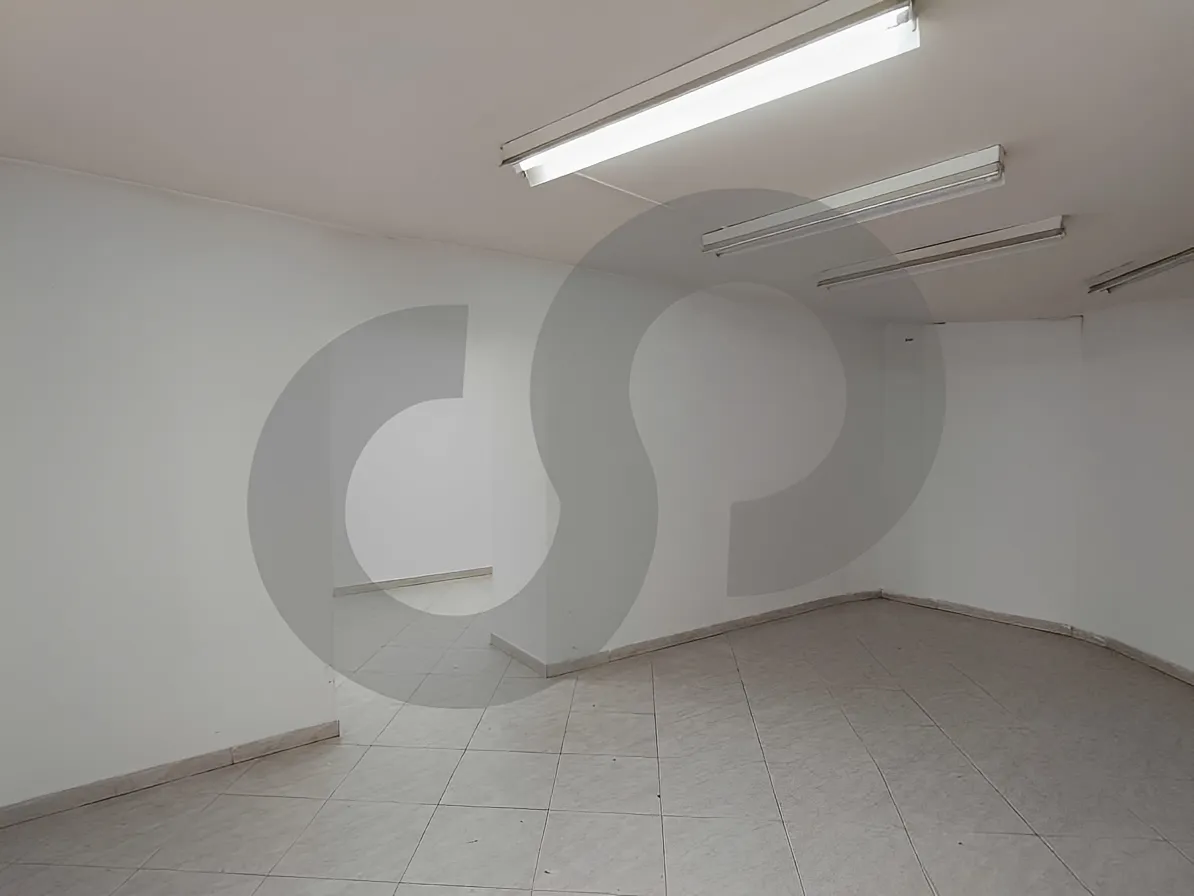 Office for Sale in Jdeideh