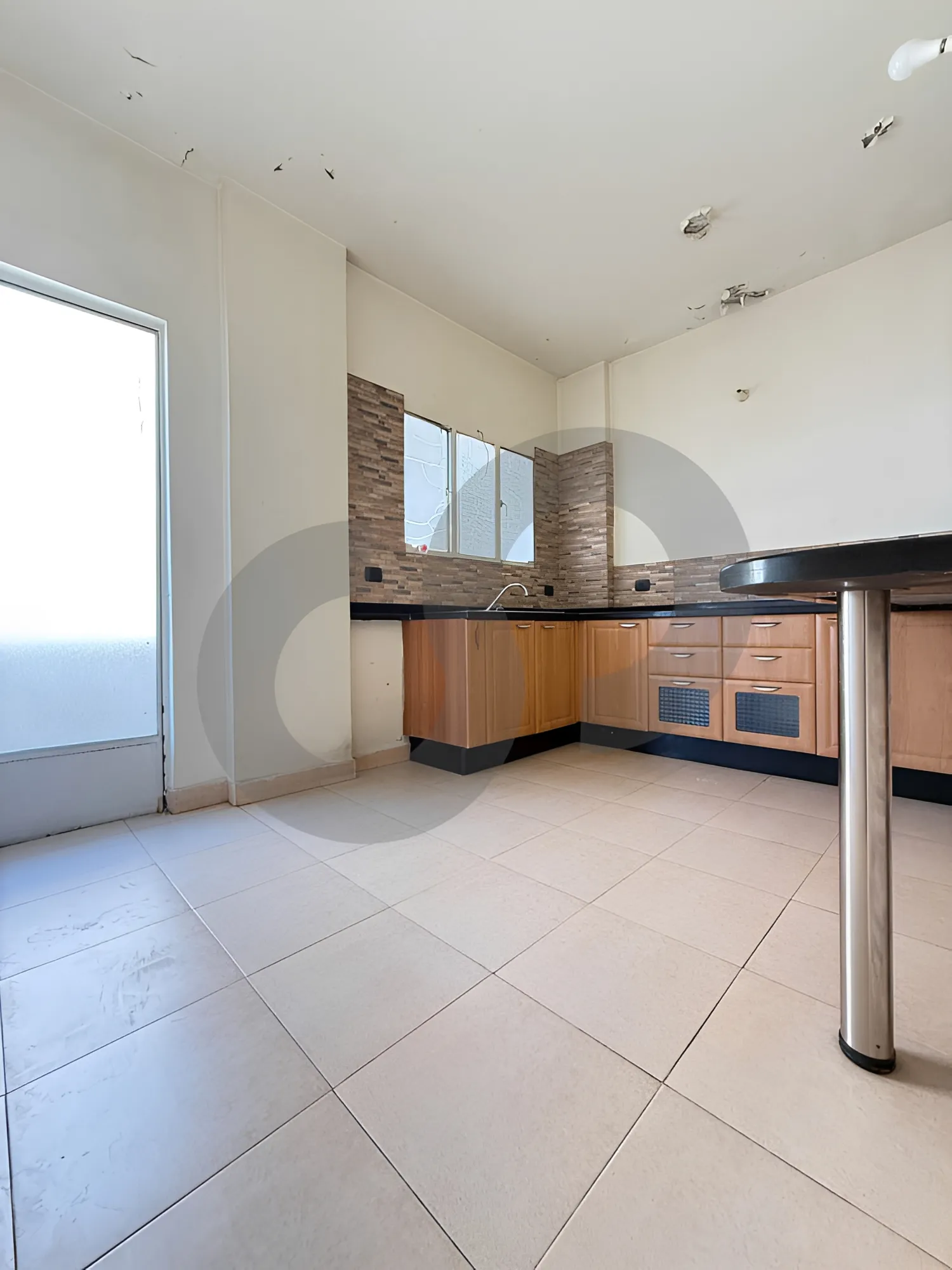 Office for Rent in Antelias