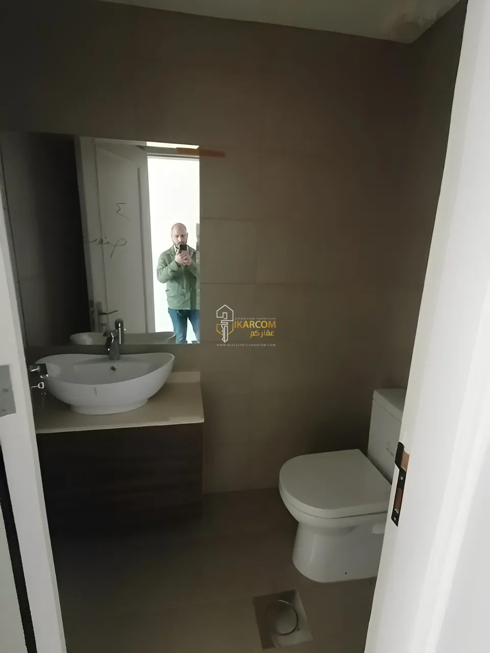 Apartment for Sale in Haret Sakher