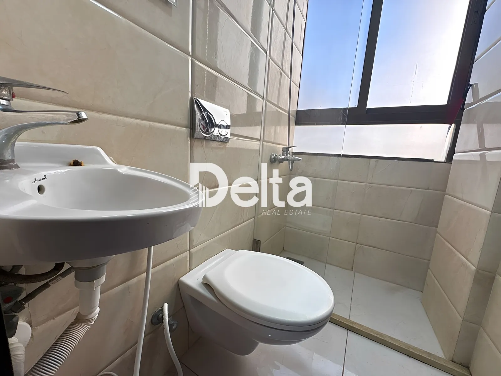 Apartment for rent in Kraytem, beirut, lebanon