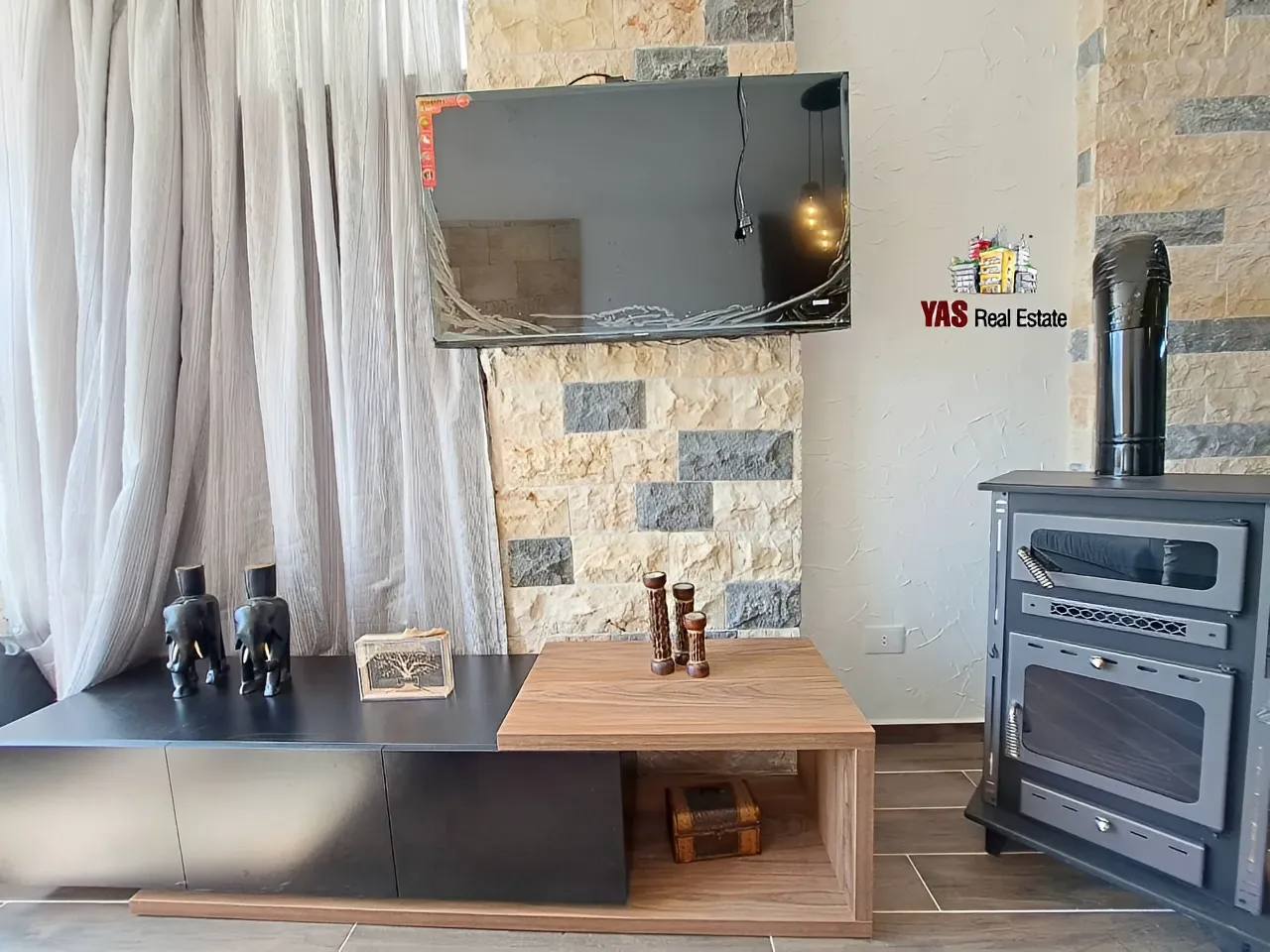 Chalet for Sale in Faraya - 1 bed, 1 bath