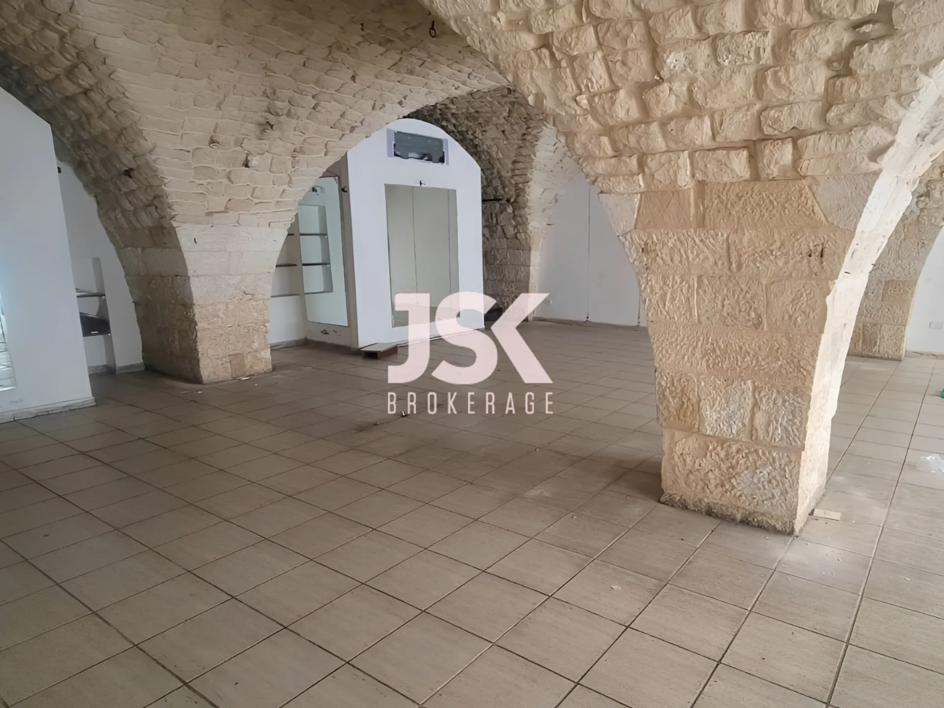 Shop for rent in Jounieh
