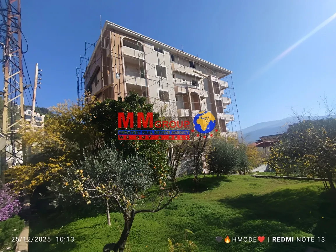 Apartment for sale in Oyoun, Lebanon - 4 bed, 5 bath