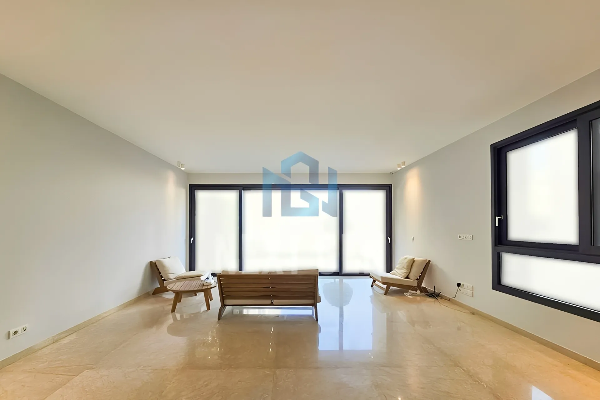 Apartment for sale in Achrafieh, Beirut, Lebanon - 2 bed, 4 bath