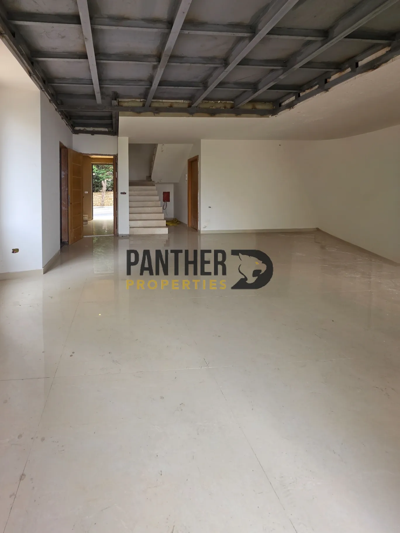 Apartment for sale in Ain Aar, Lebanon - 3 bed, 3 bath
