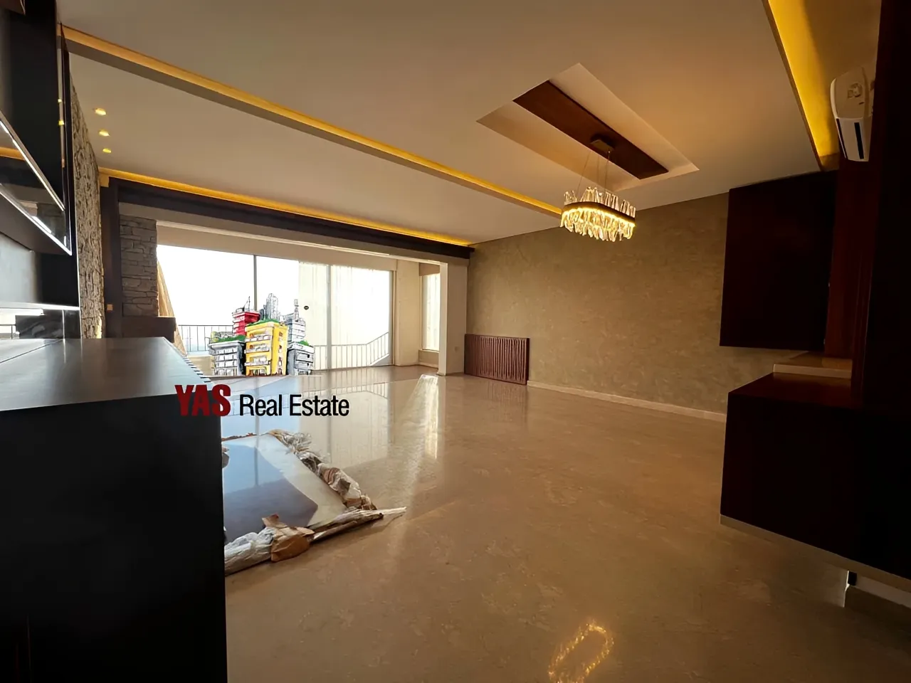 Apartment for Rent in Ballouneh - 3 bed, 4 bath