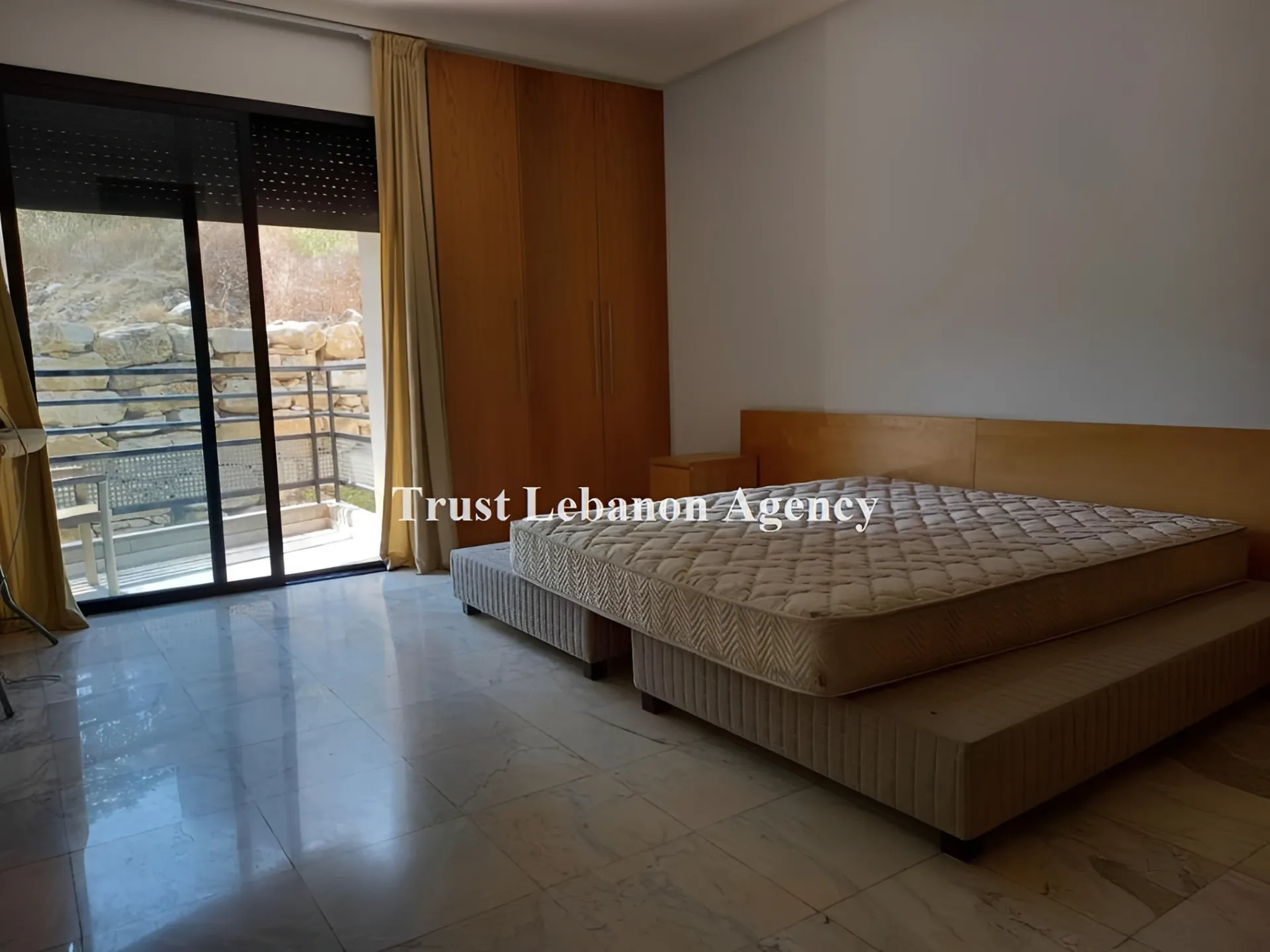 Apartment for Sale in Baabda Baabda Lebanon - 3 bed, 4 bath