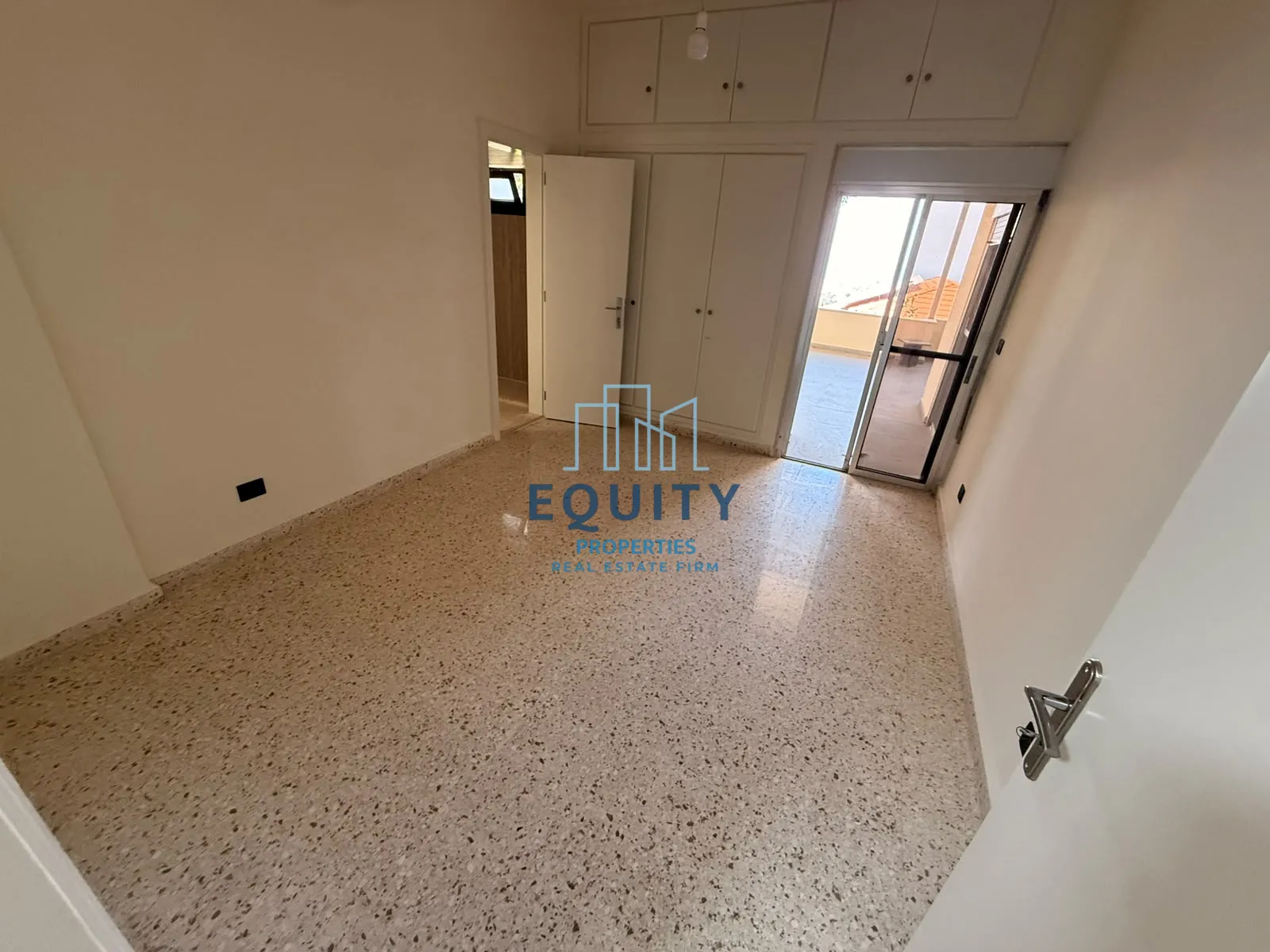 Apartment for sale in Mazraat Yachouh