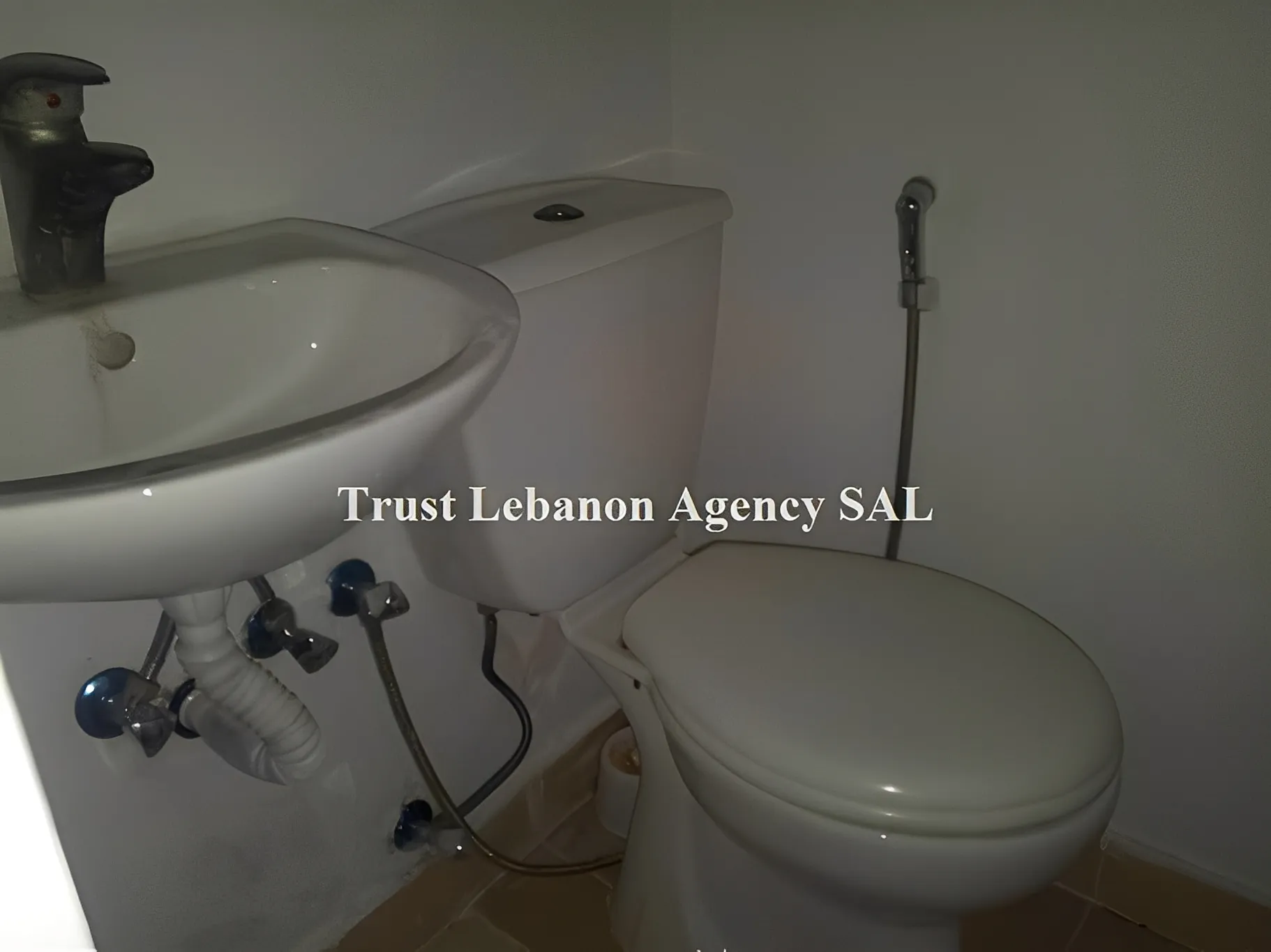 Shop For Rent in Beirut, Mousaitbeh