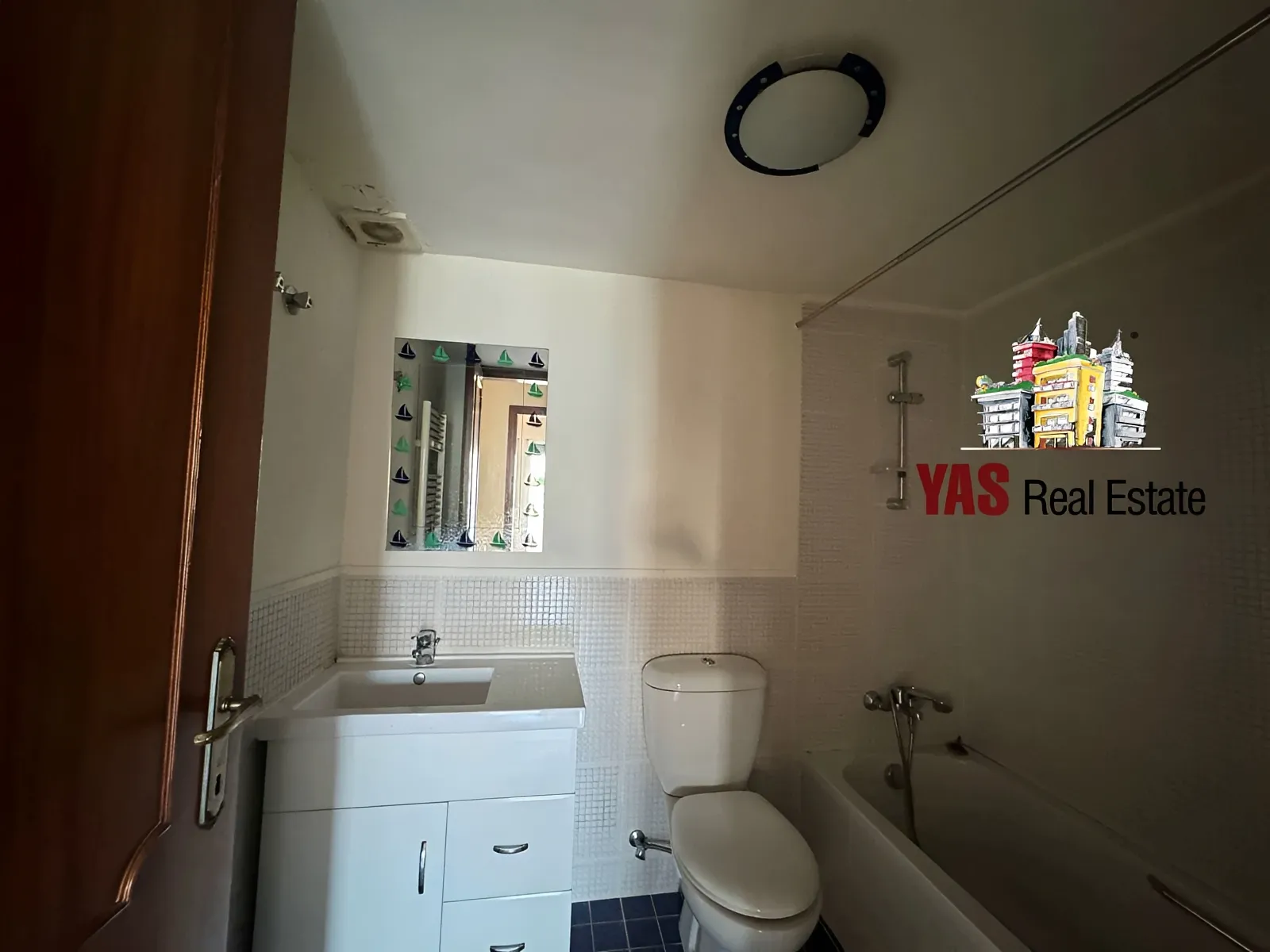 Apartment for Sale in Ballouneh