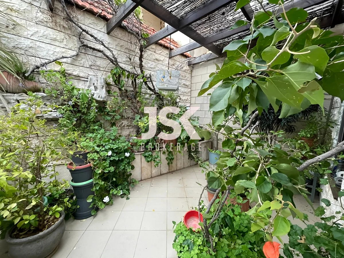 Apartment for Sale in Mansourieh, Lebanon