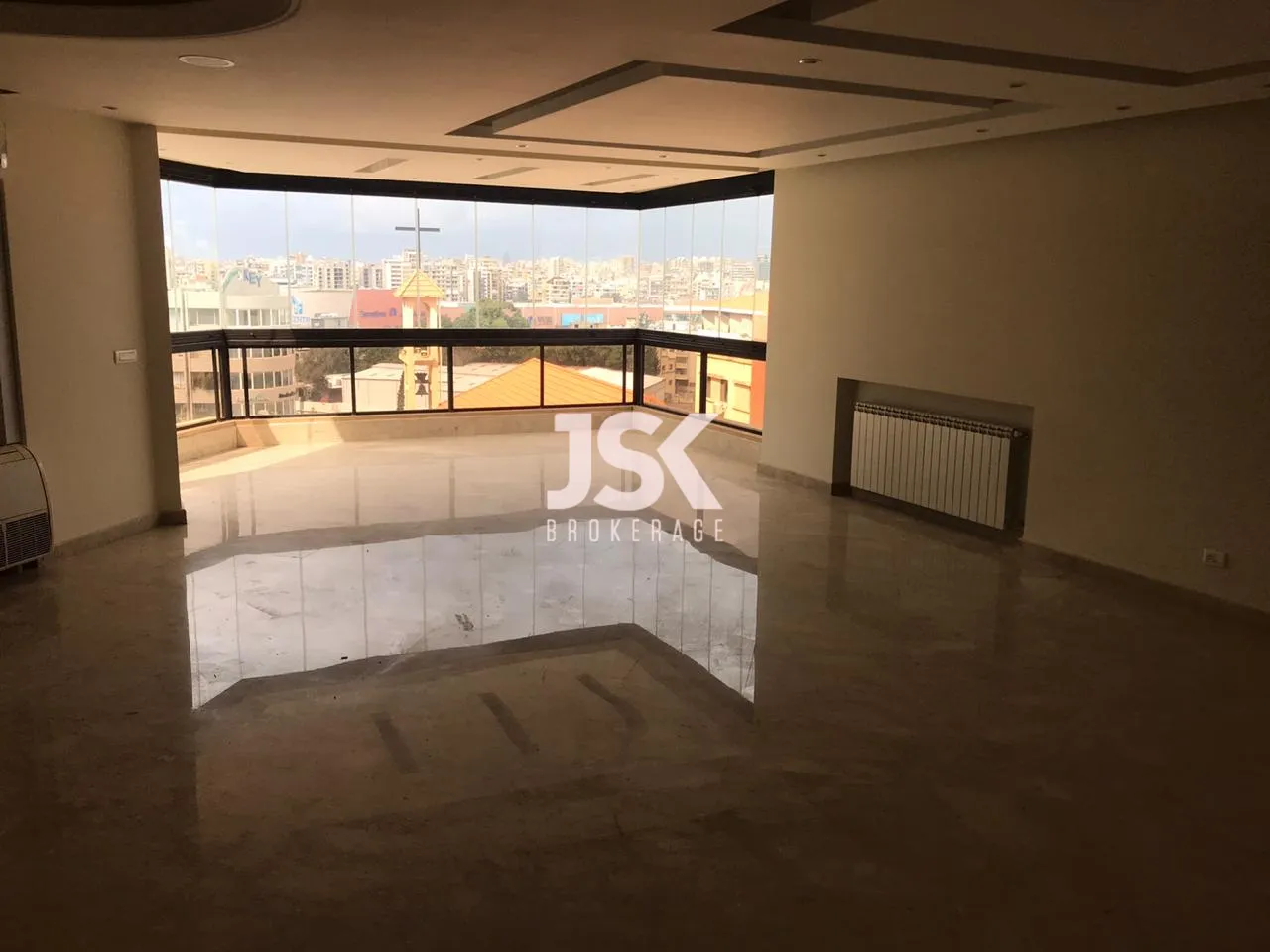 Building for Rent in Hazmieh