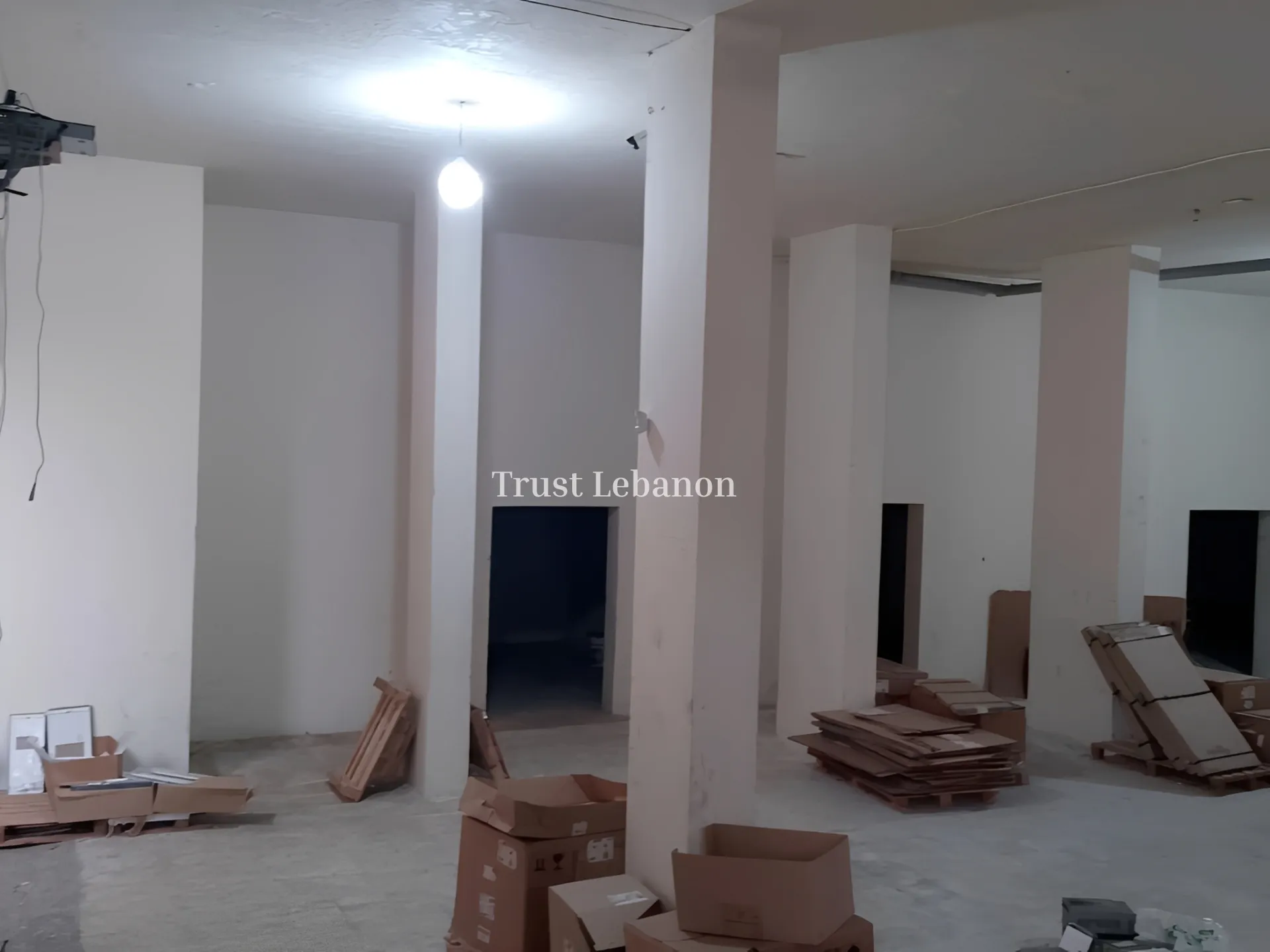 Warehouse for rent in Antelias, Lebanon