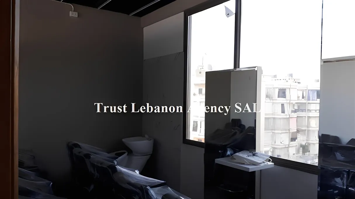 Shop for rent in Baabda, Kfarchima