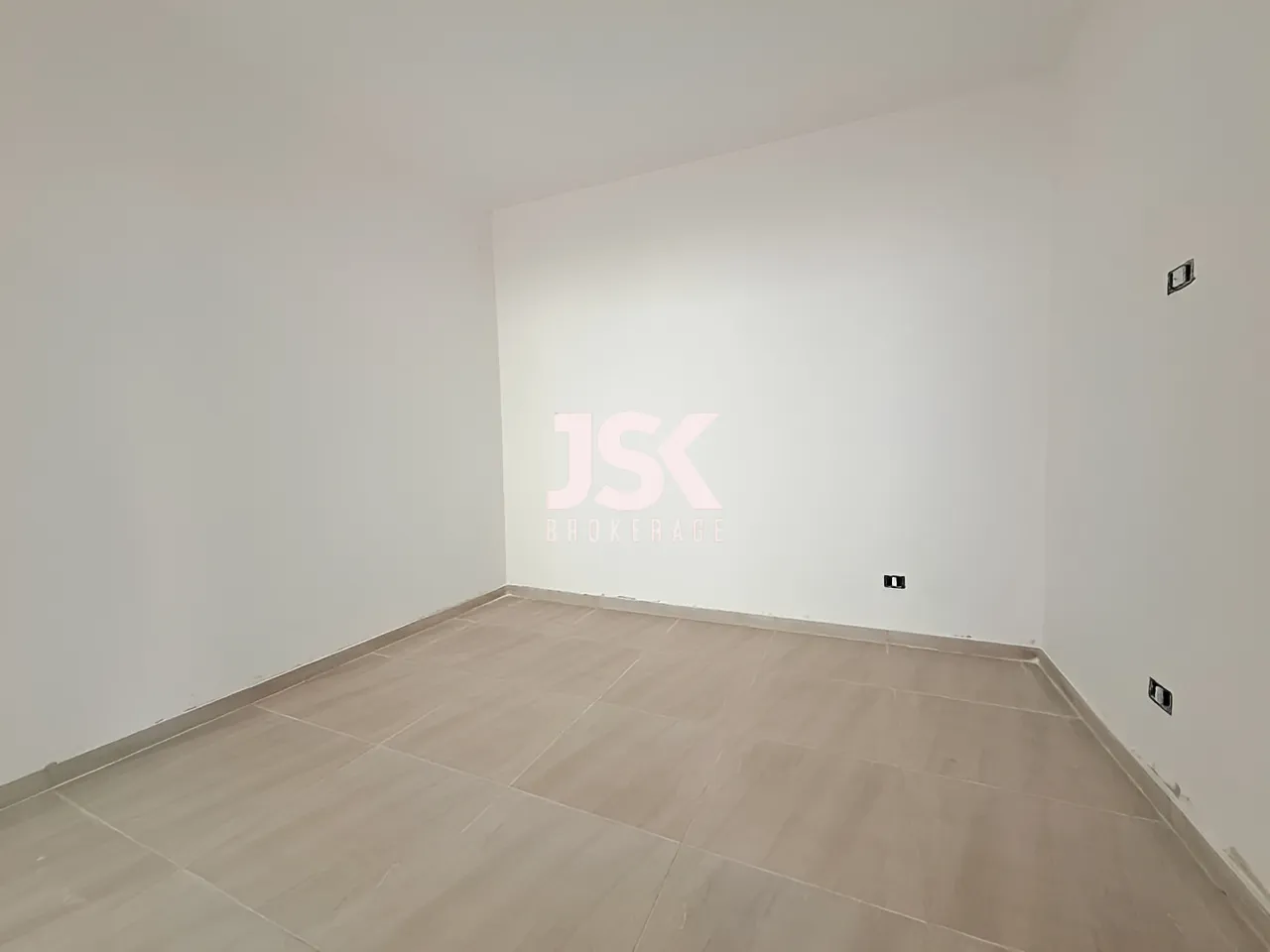 Apartment for Sale in Ghadras