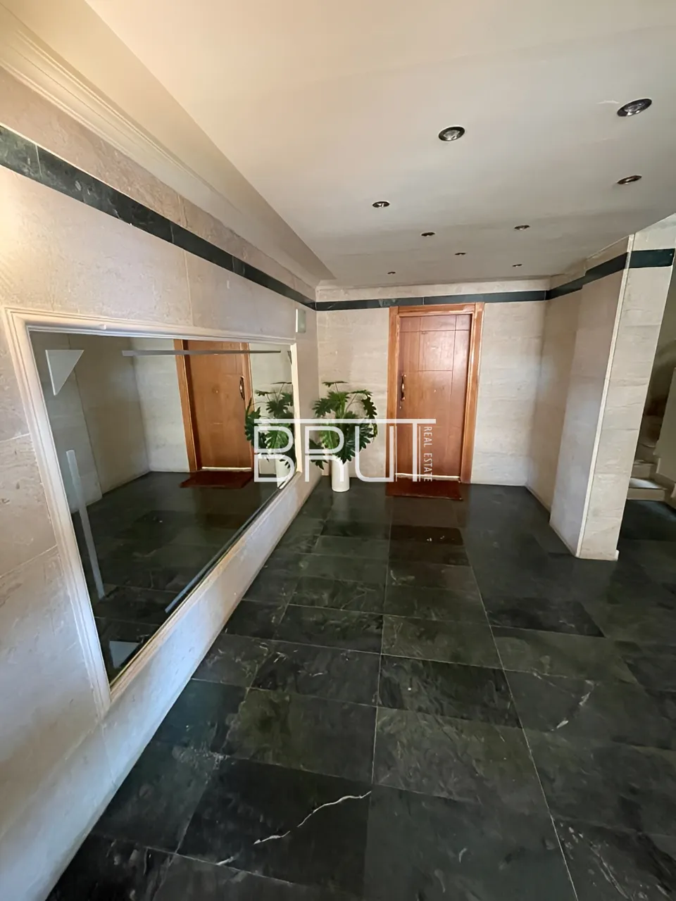 Apartment for Sale in Sheileh