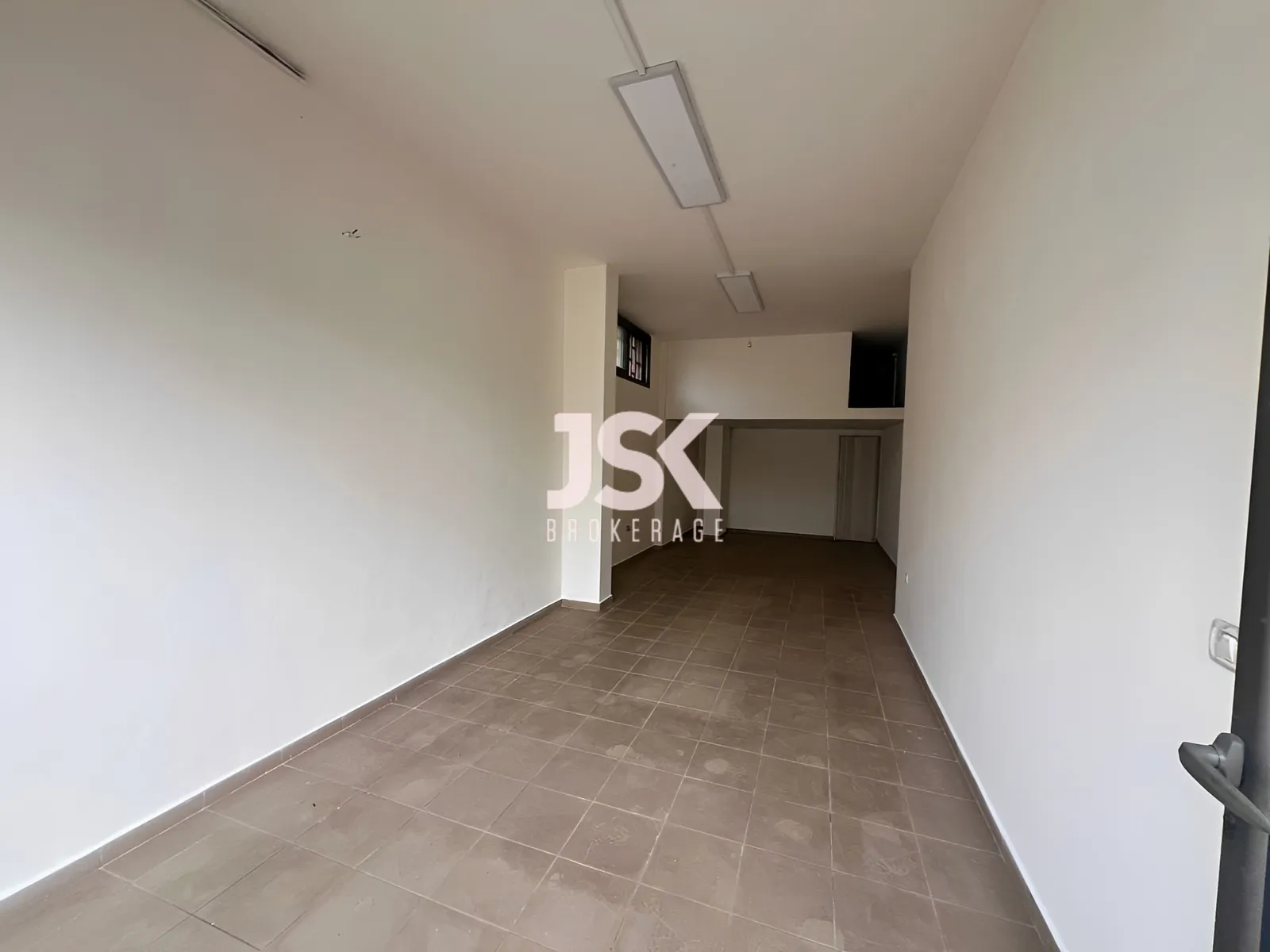 Shop for Rent in Wadi El Chahrour El Suflah