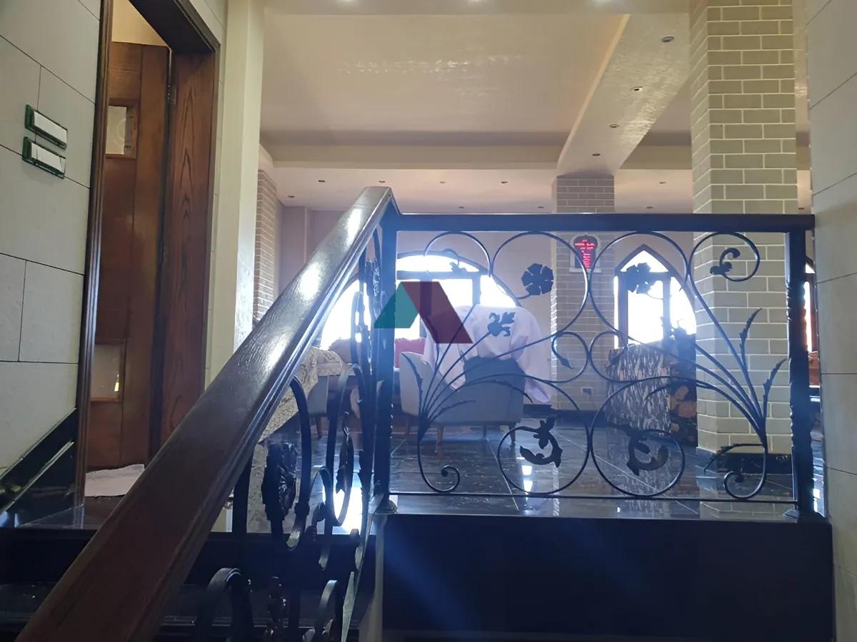 Villa for Sale in Aley