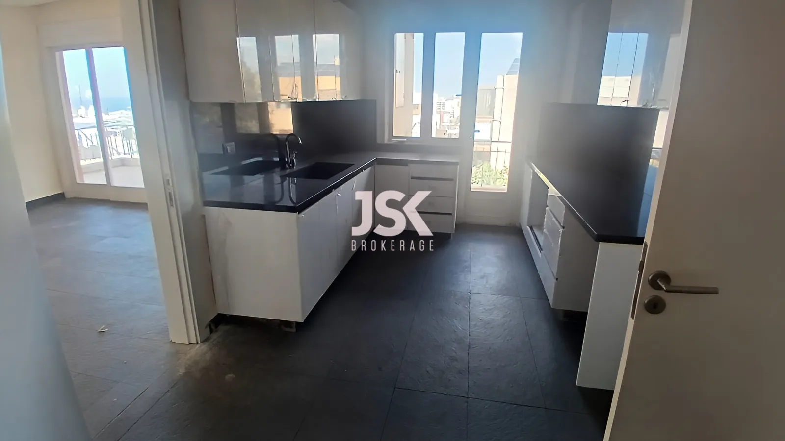 Apartment for Rent in Naqqache