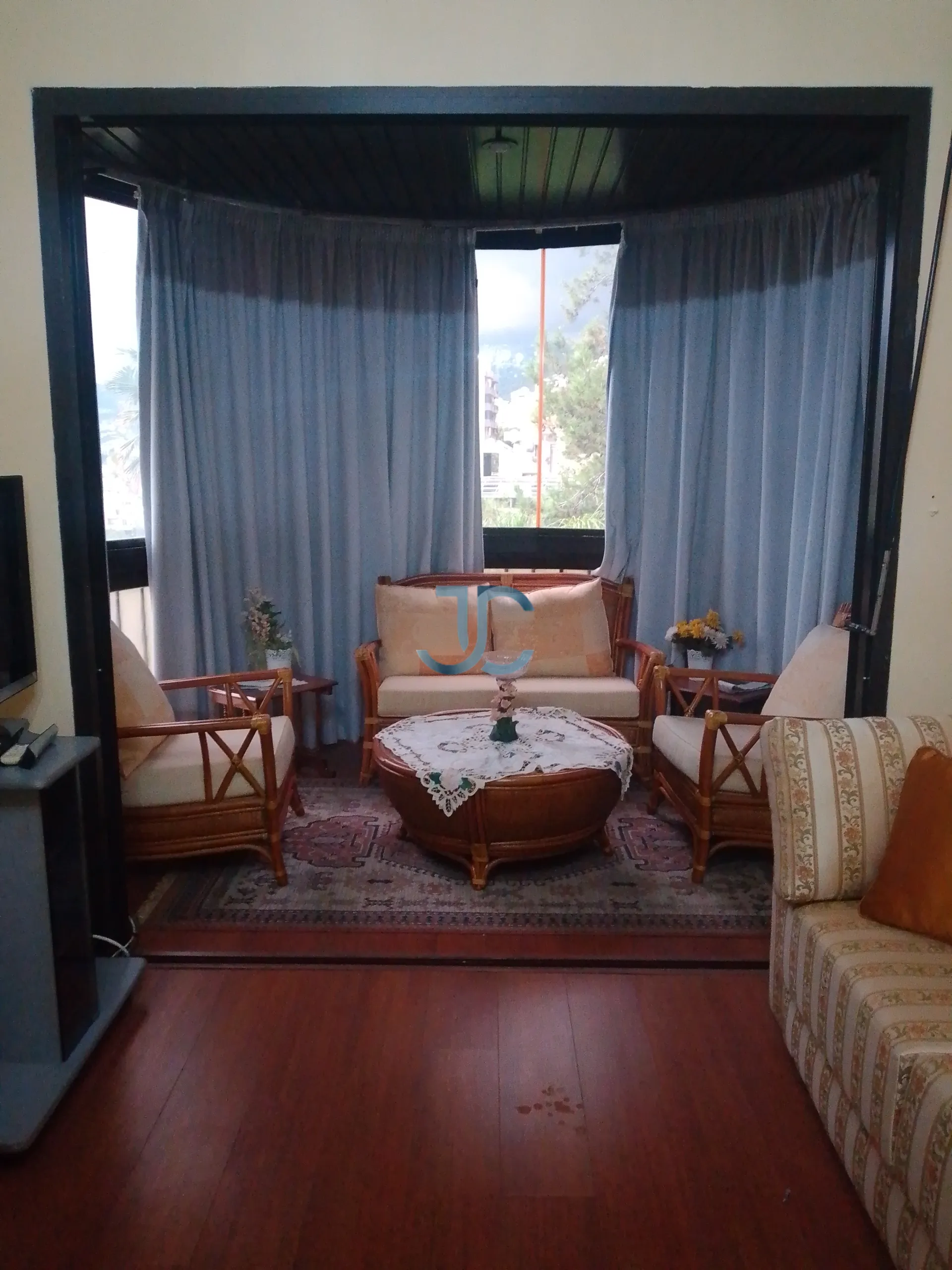 Apartment for sale in Haret Sakher