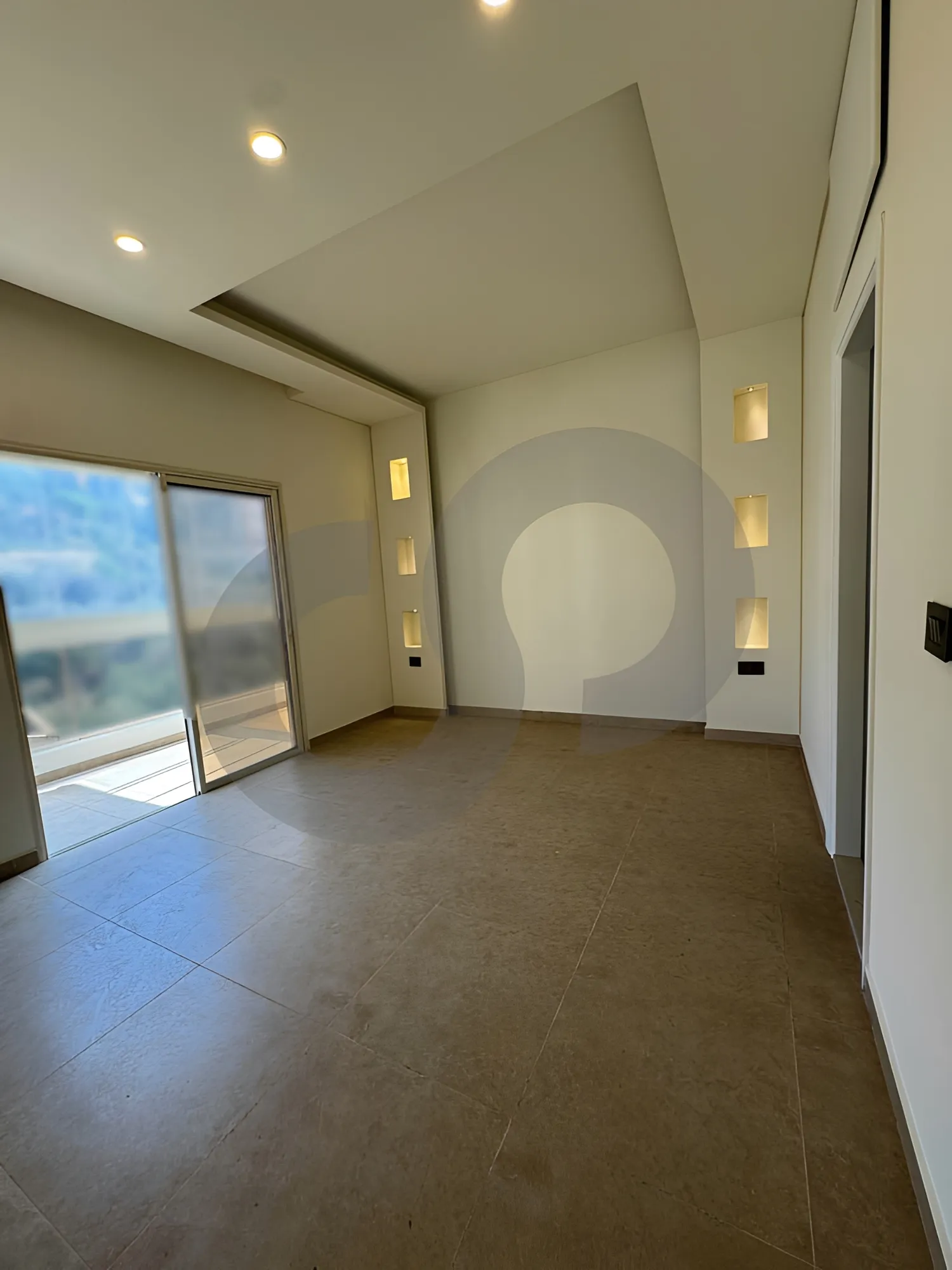 Apartment for Sale in Haret Sakher