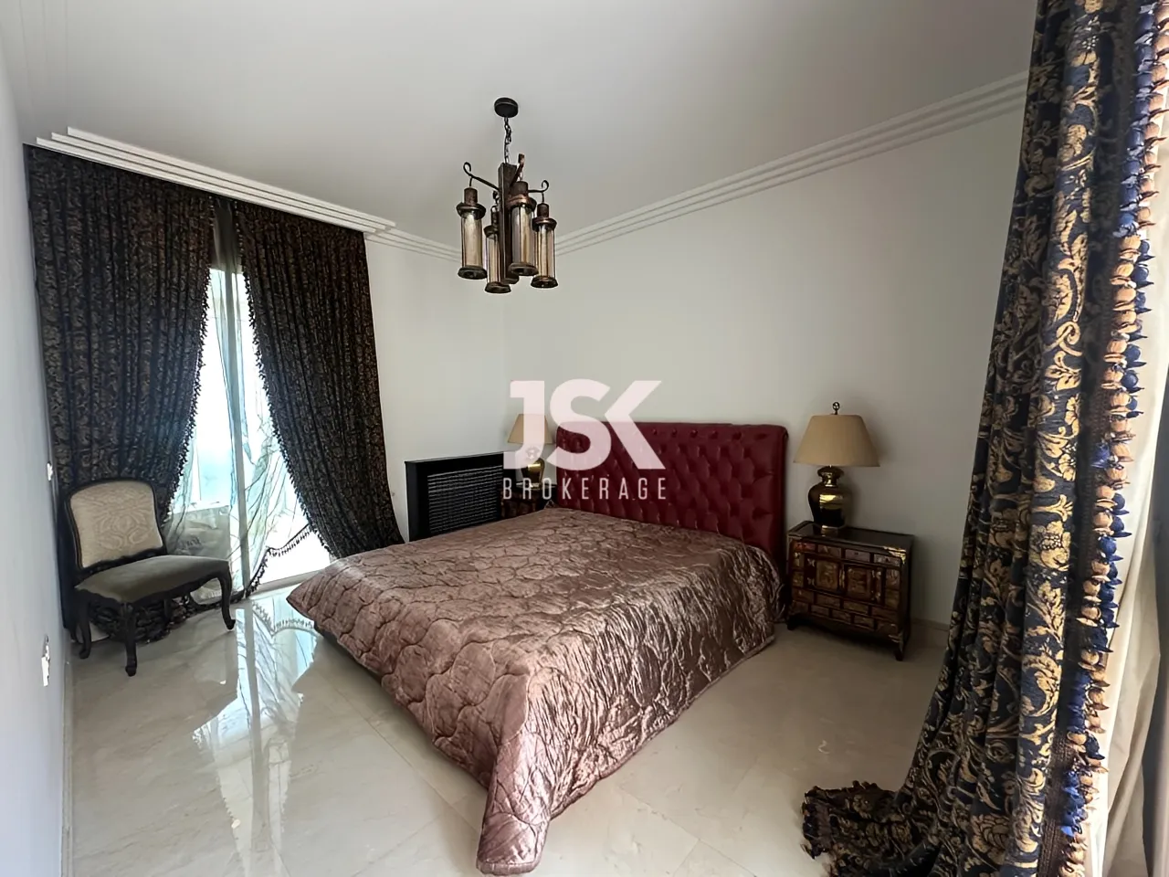 Apartment for Sale in Ras Beirut