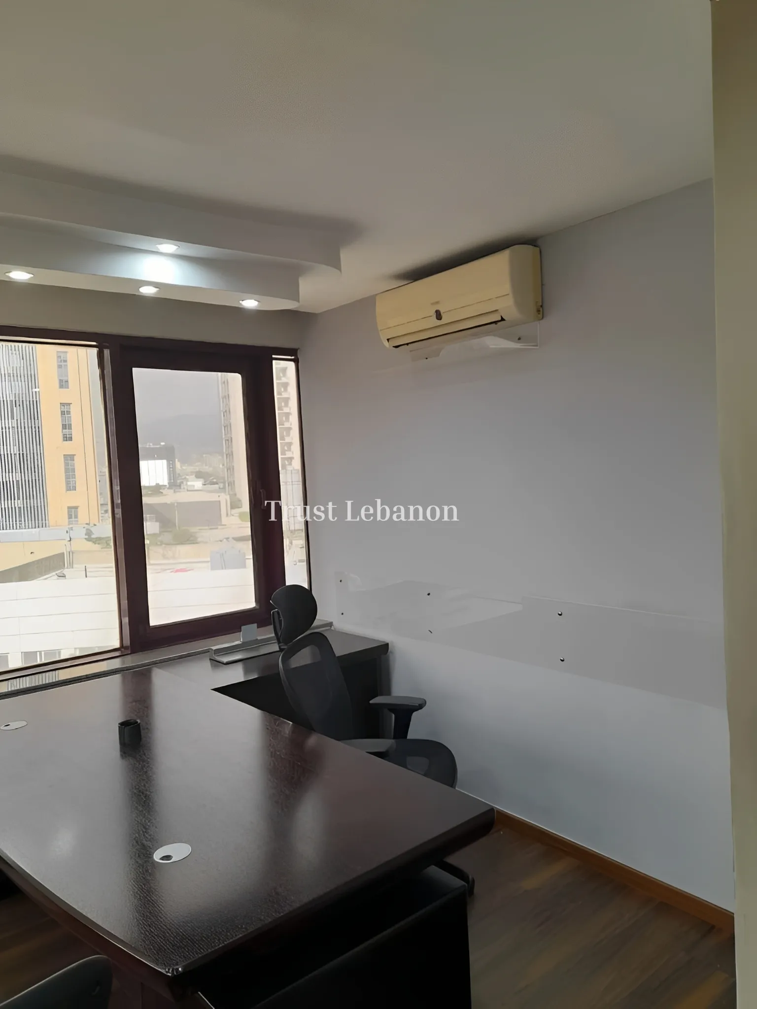 Office for rent in Sin El Fil, Lebanon