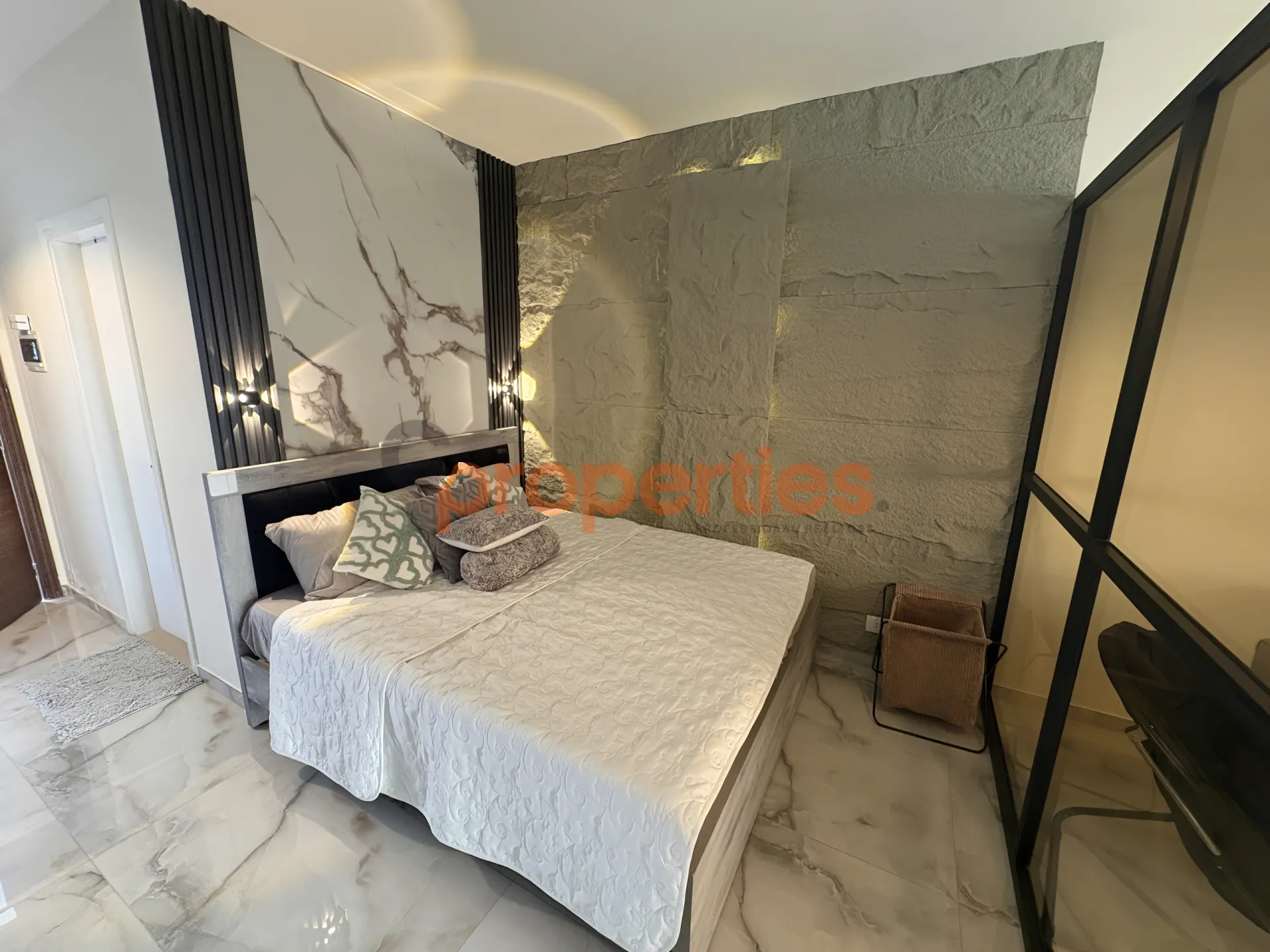 Chalet for Sale in Bouar