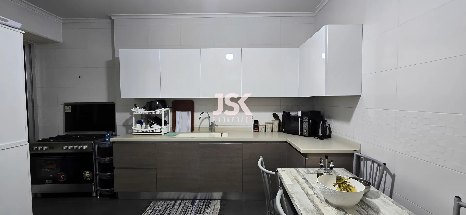 Apartment for Sale in Ras Al Naba'a