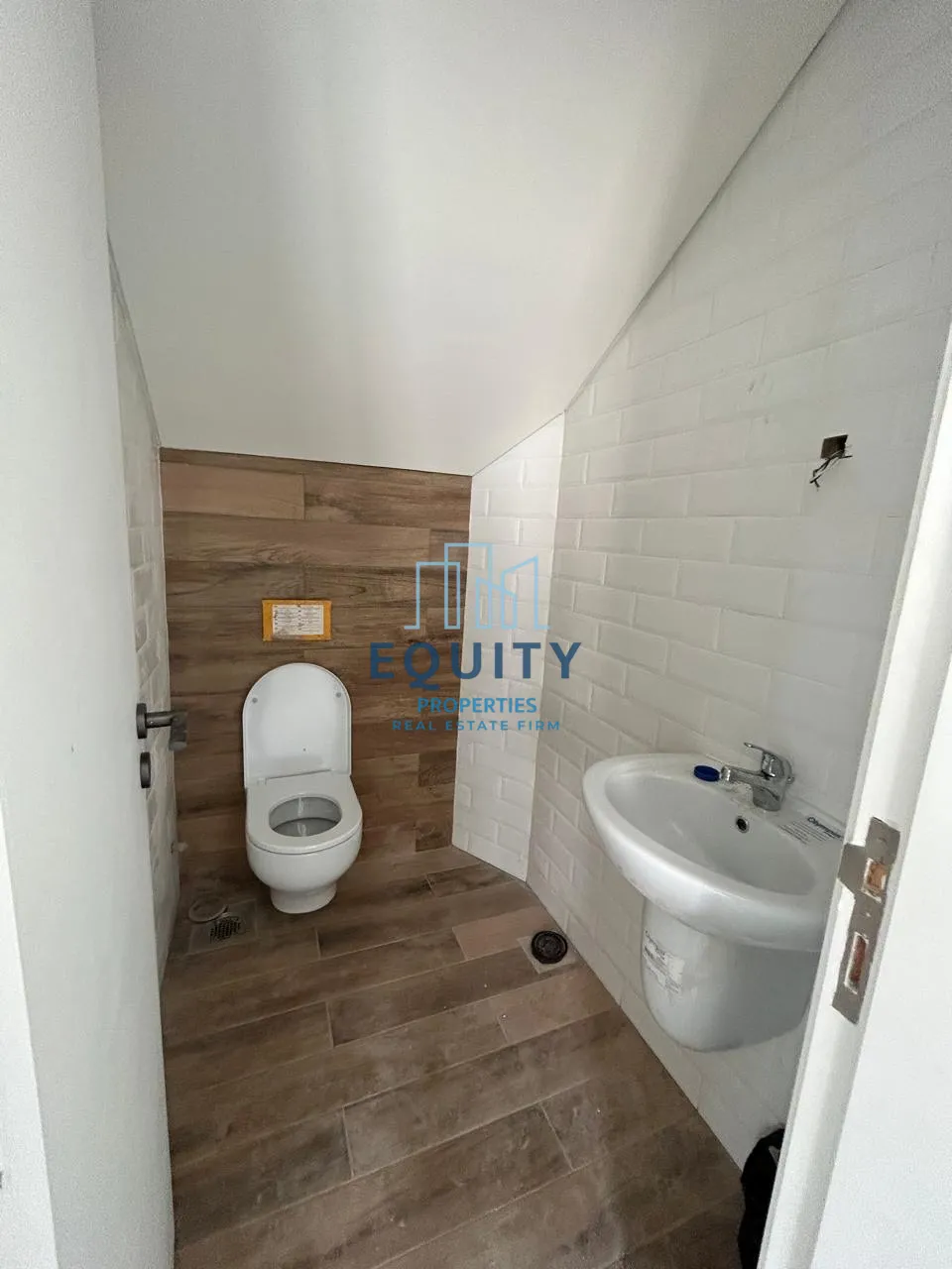 Apartment for sale in Mazraat Yachouh - 2 bed, 2 bath