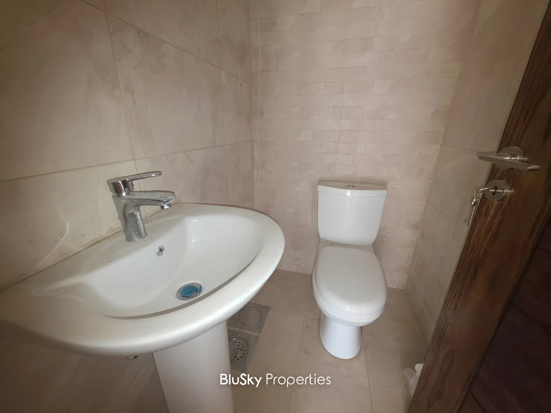 Apartment for rent in Baabdat, lebanon