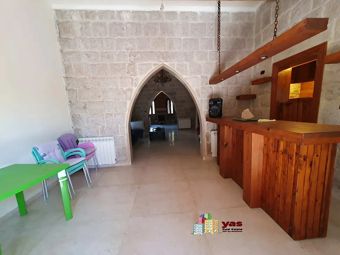 Apartment for Rent in Ajaltoun