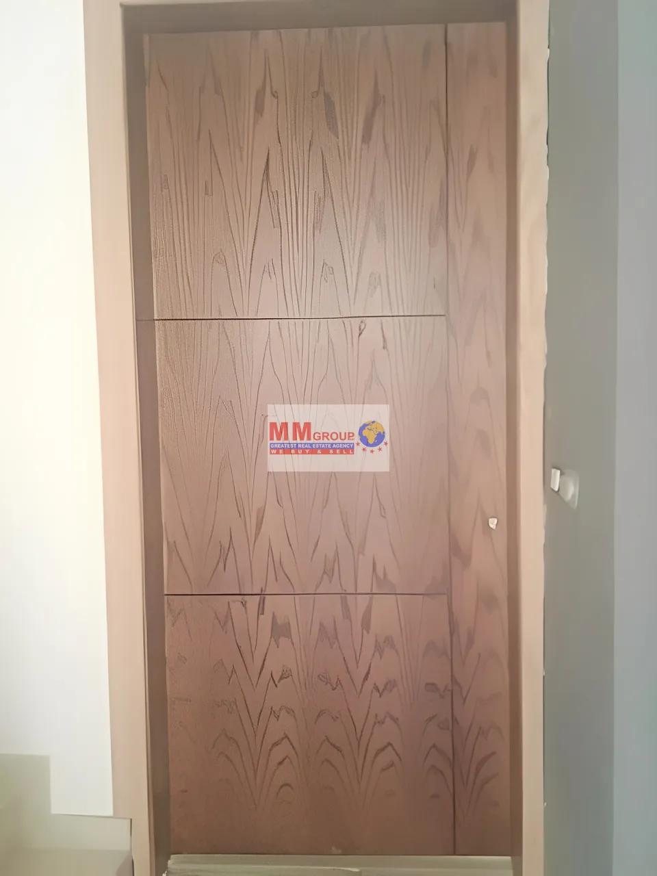 Apartment for Sale in Al Oyoun