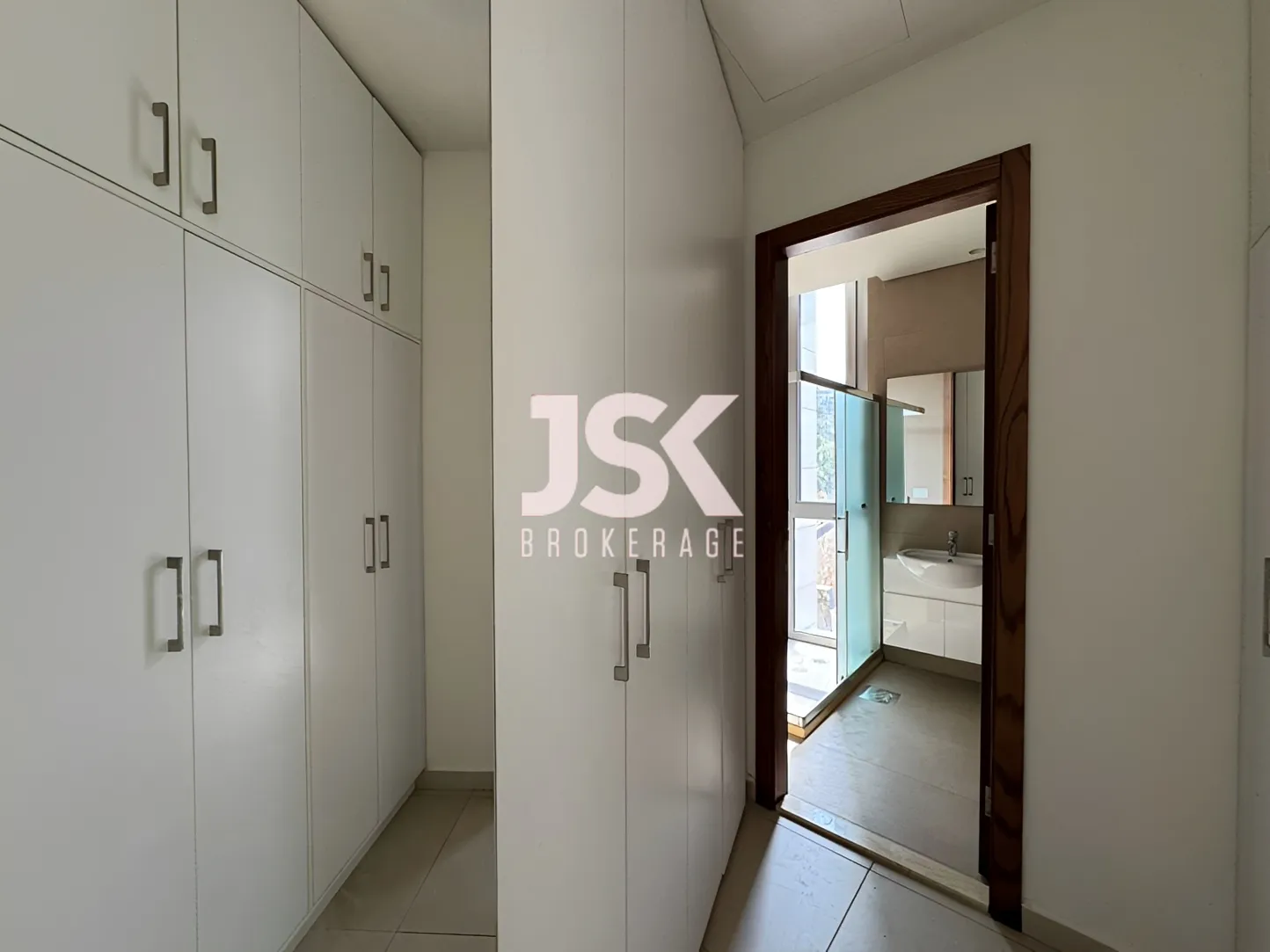 Apartment for rent in Montiverdi, Lebanon - 3 bed, 5 bath