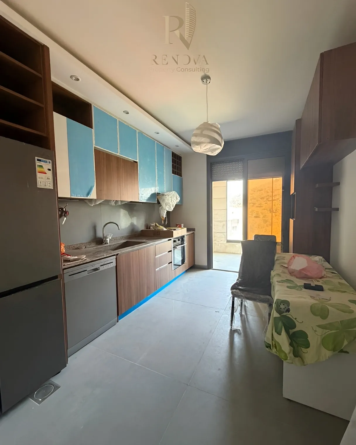 Building for rent in Mansourieh, Lebanon