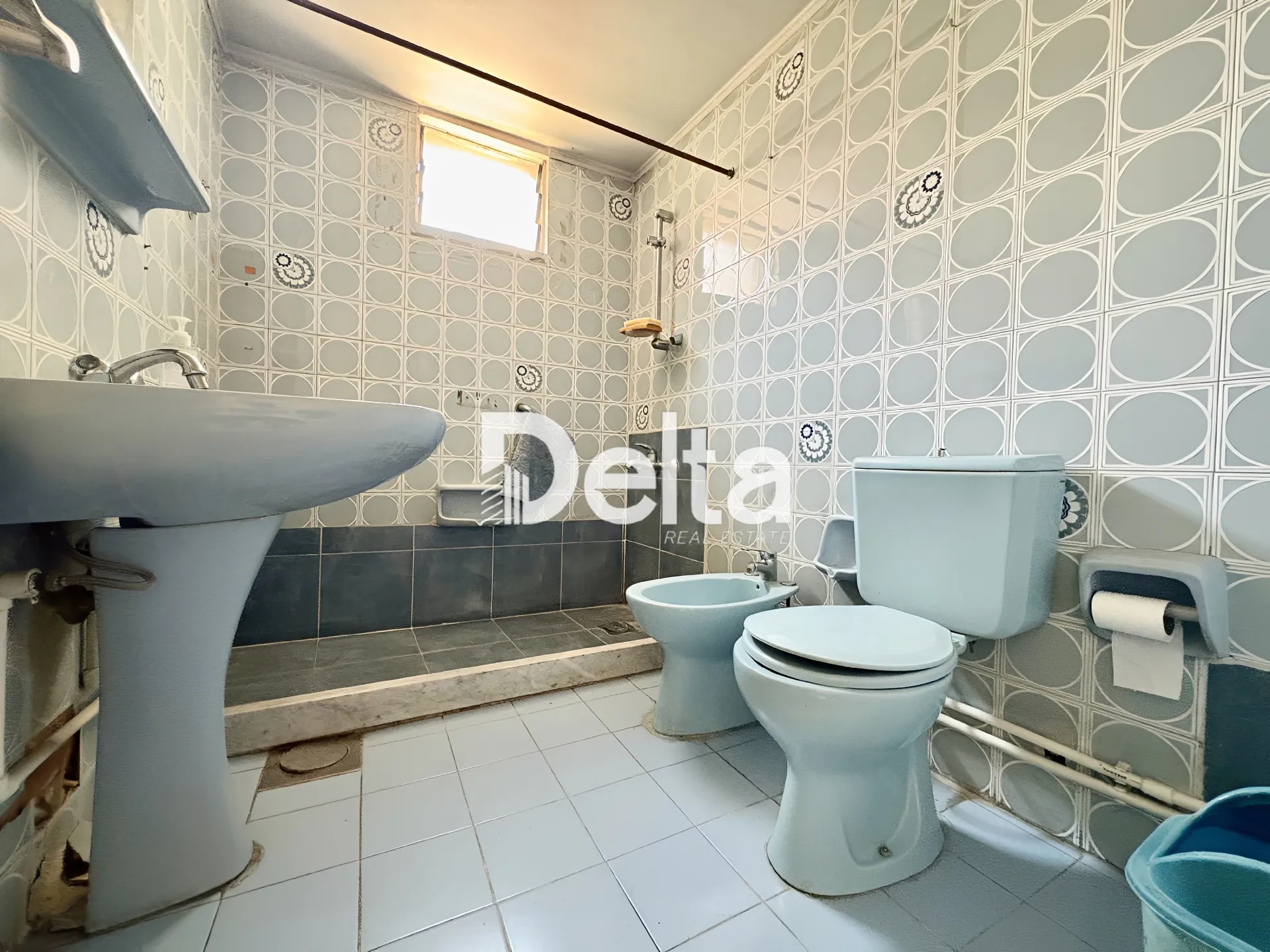 Apartment for rent in Mar elias, beirut, lebanon