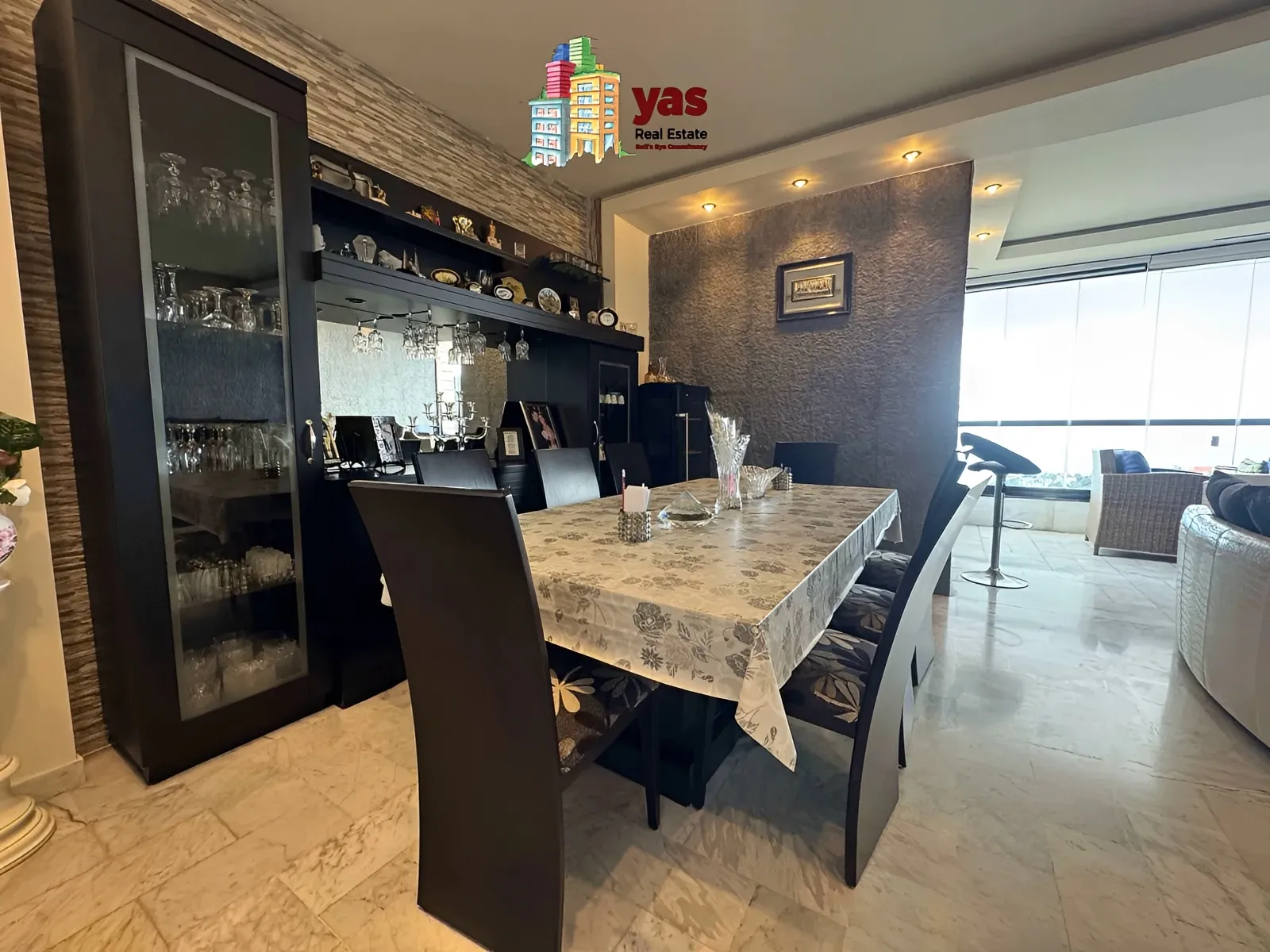 Apartment for Sale in Ballouneh