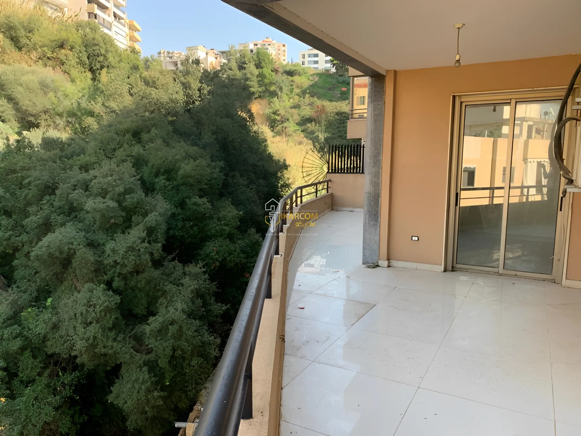 Apartment for Sale in Mansourieh - 3 bed, 5 bath