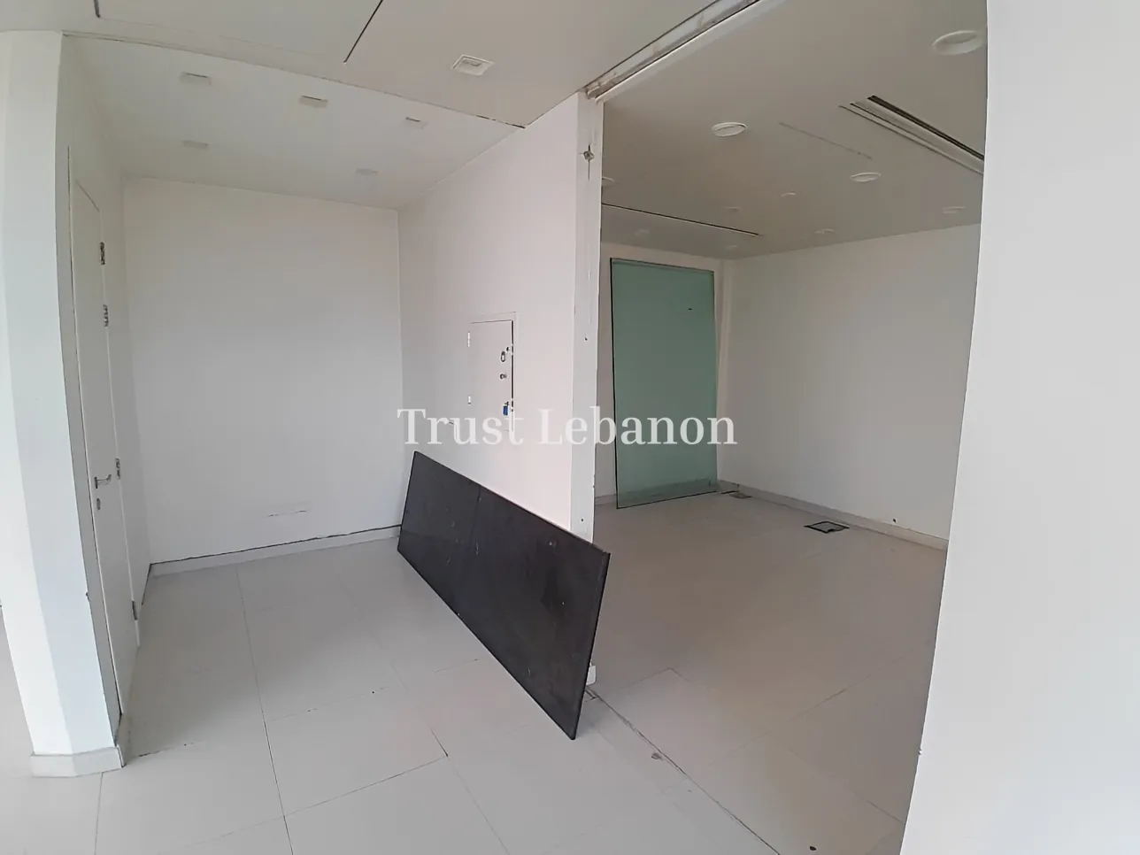 Showroom for rent in Zouk Mikael, Lebanon