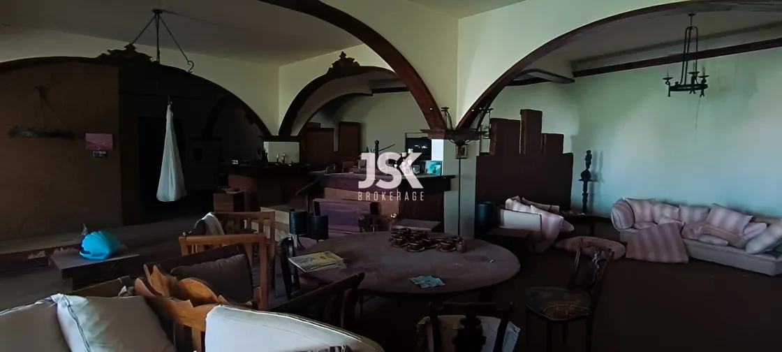 Restaurant for Sale in Aazra Wil Aazr