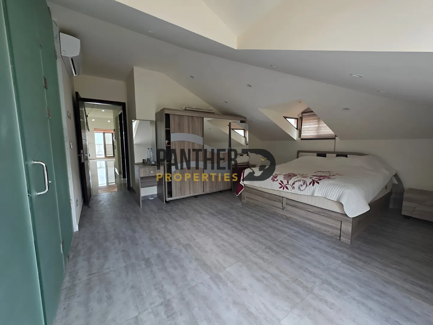Duplex for sale in Houmal, Lebanon - 4 bed, 5 bath