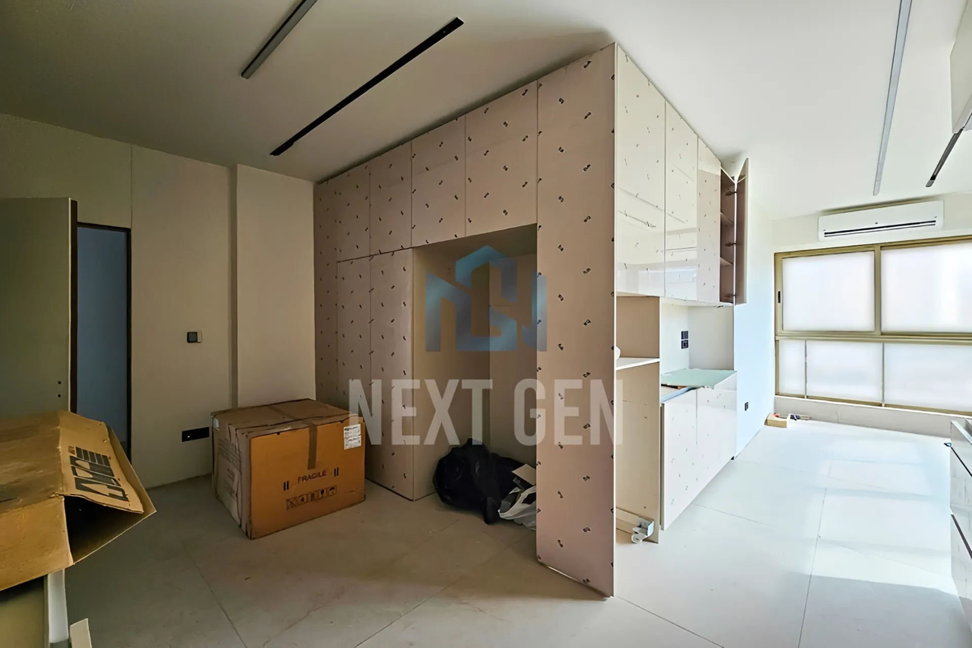 Apartment for sale in Ain Al Mraiseh, Beirut, Lebanon
