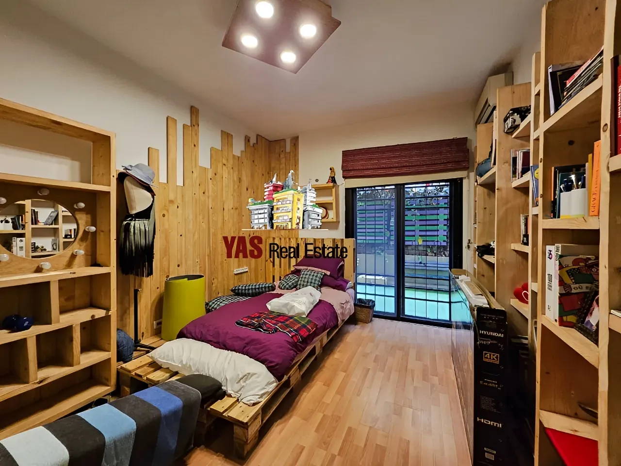 Apartment for Sale in Ballouneh - 4 bed, 4 bath