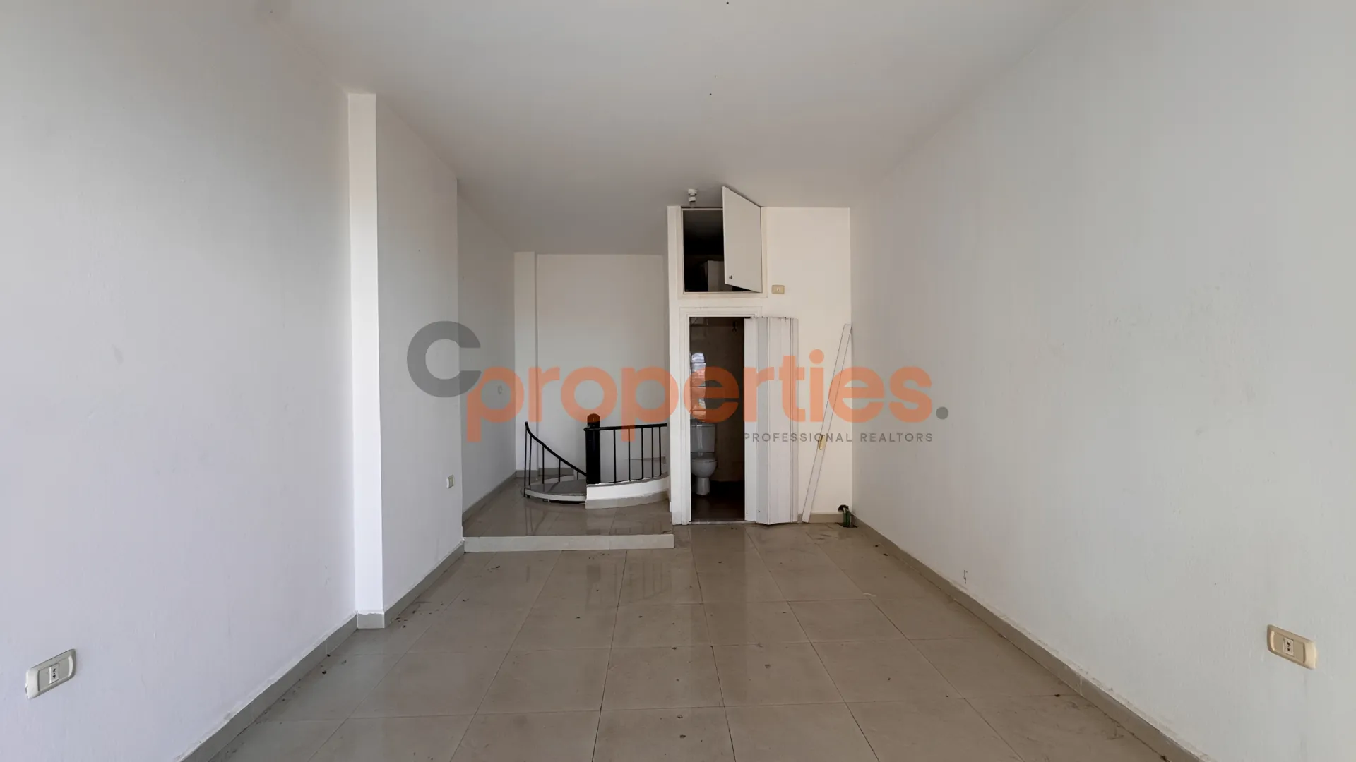 Shop for Rent in Aaoukar